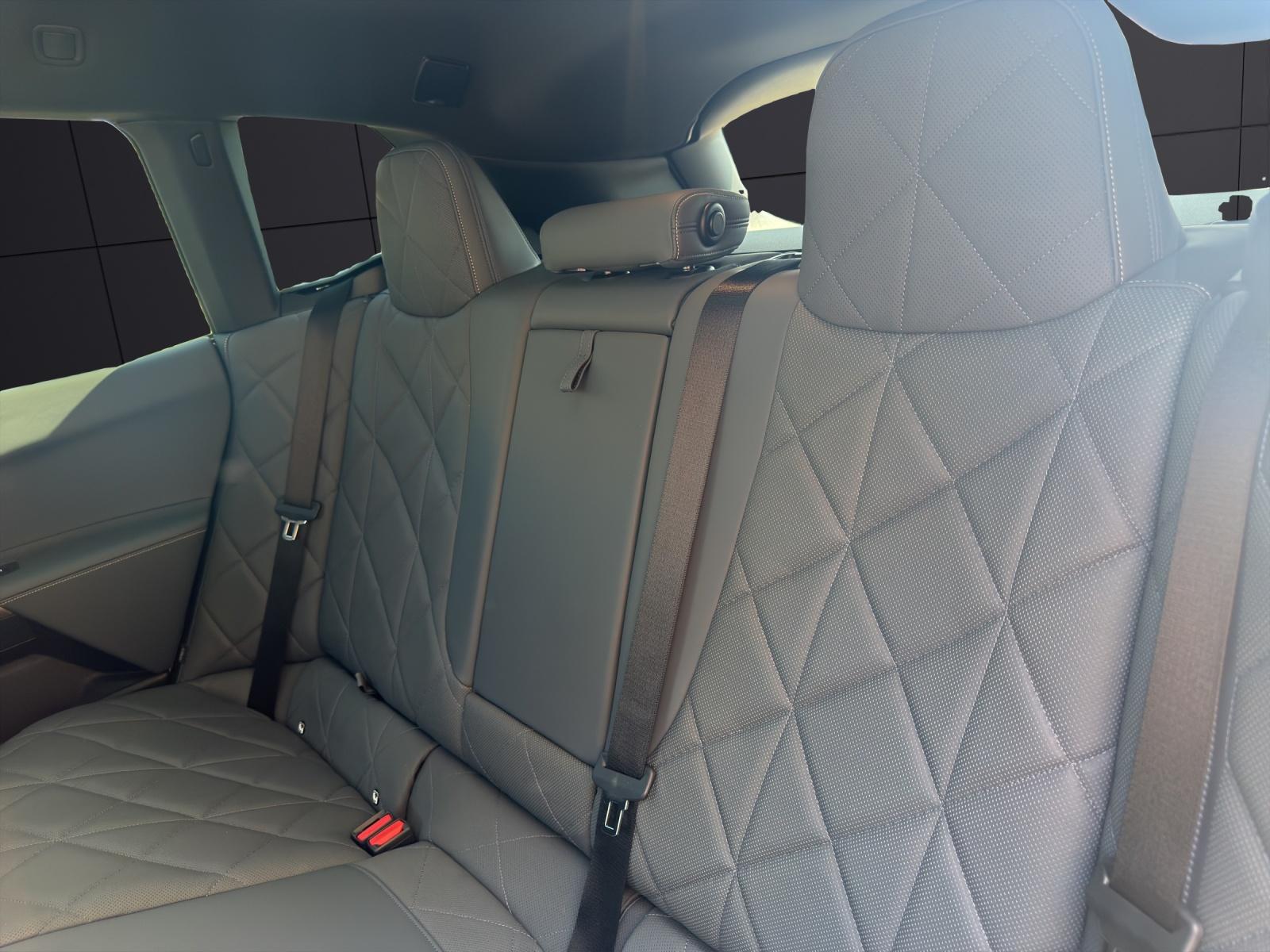 BMW iX xDrive50-image-13