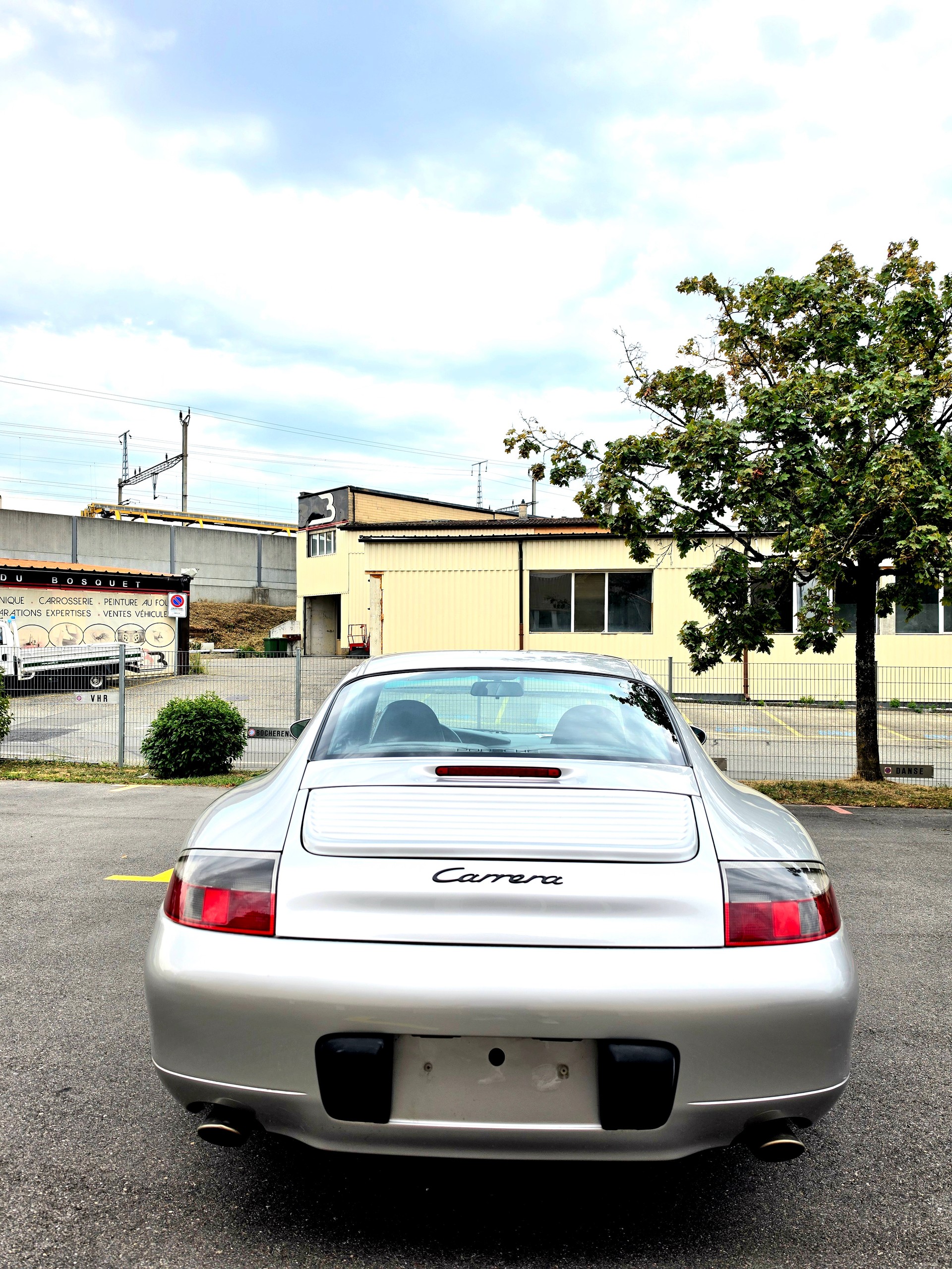 PORSCHE 911-image-1