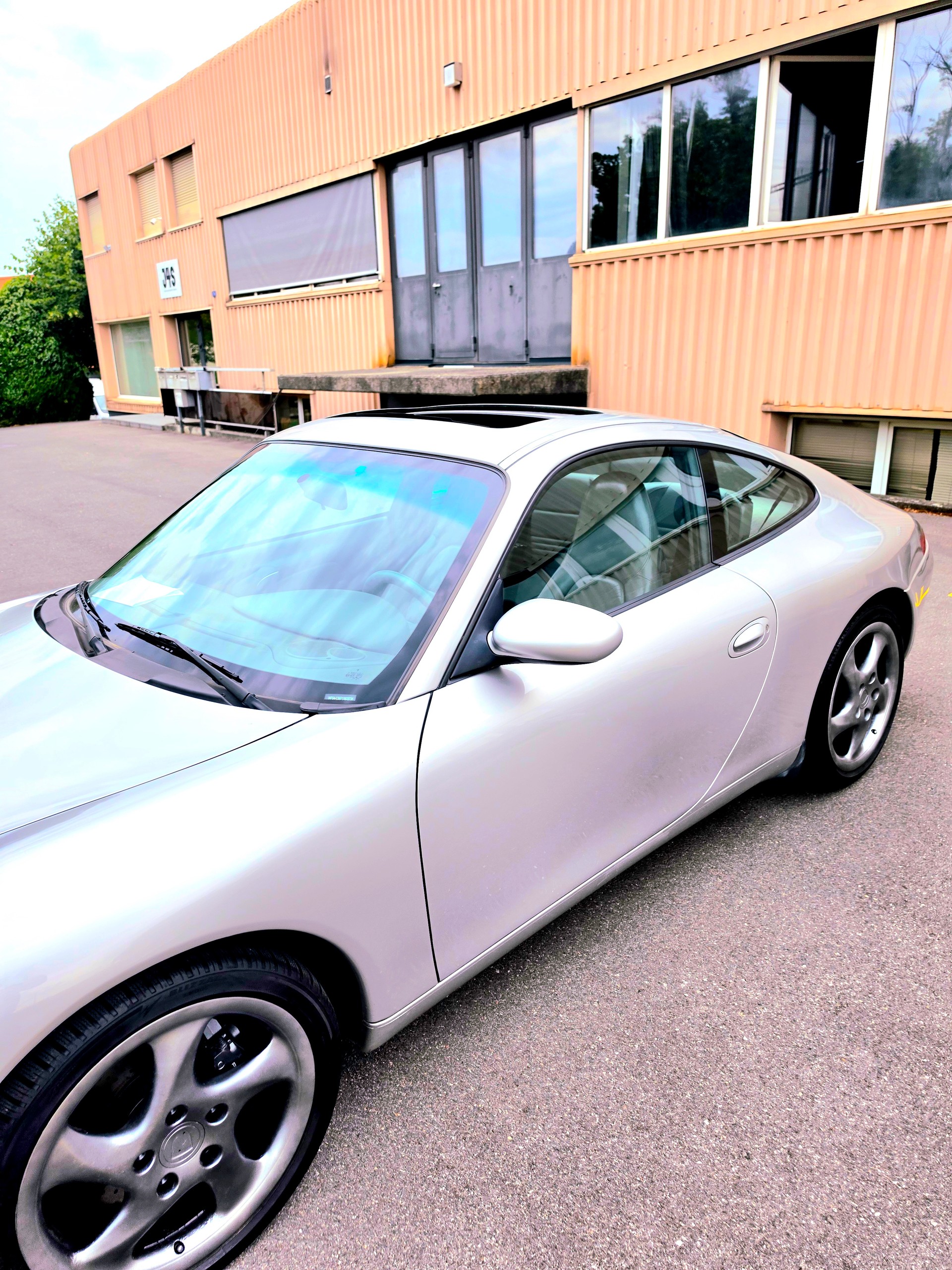 PORSCHE 911-image-4