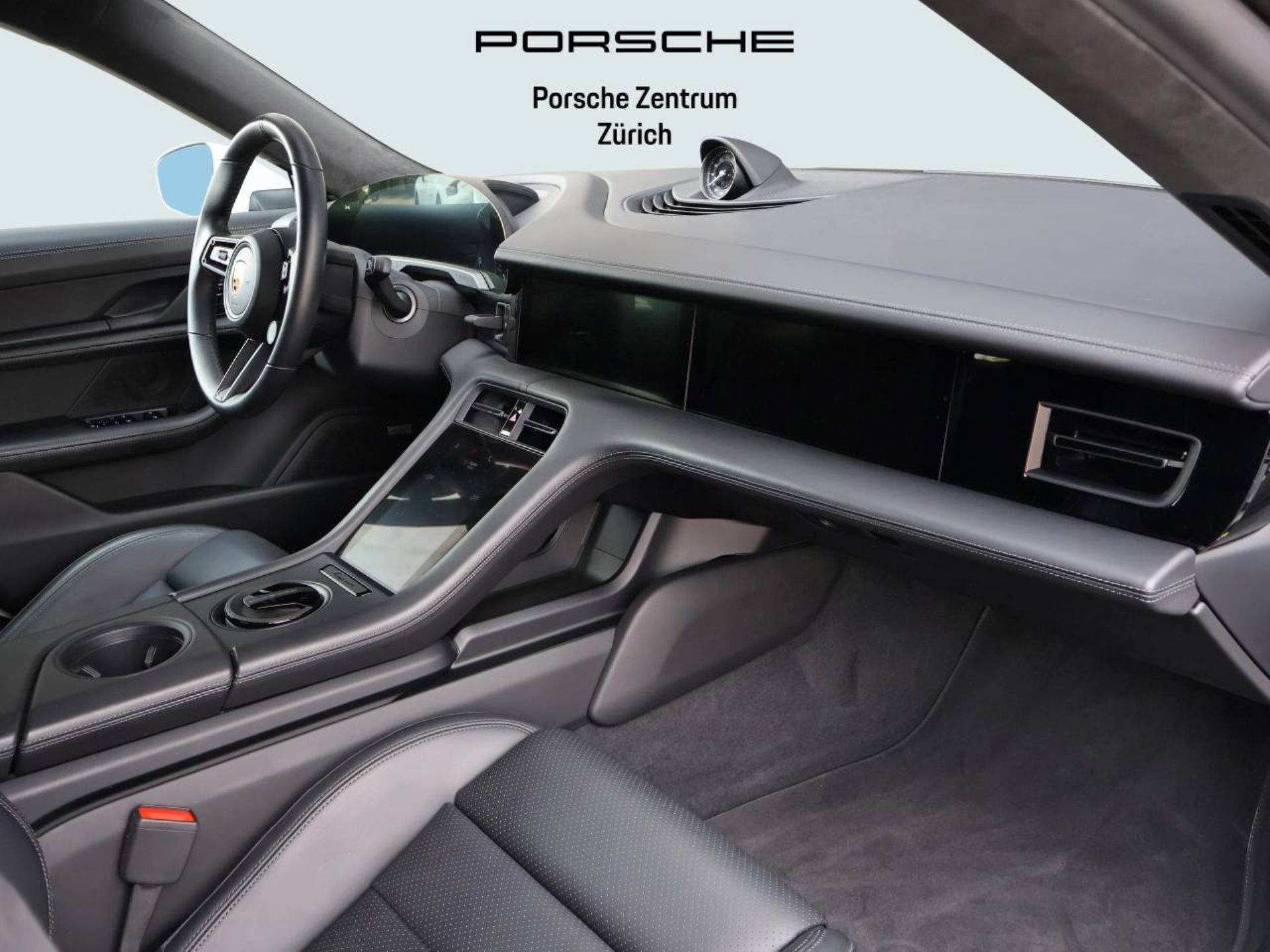 PORSCHE Taycan Turbo-image-13