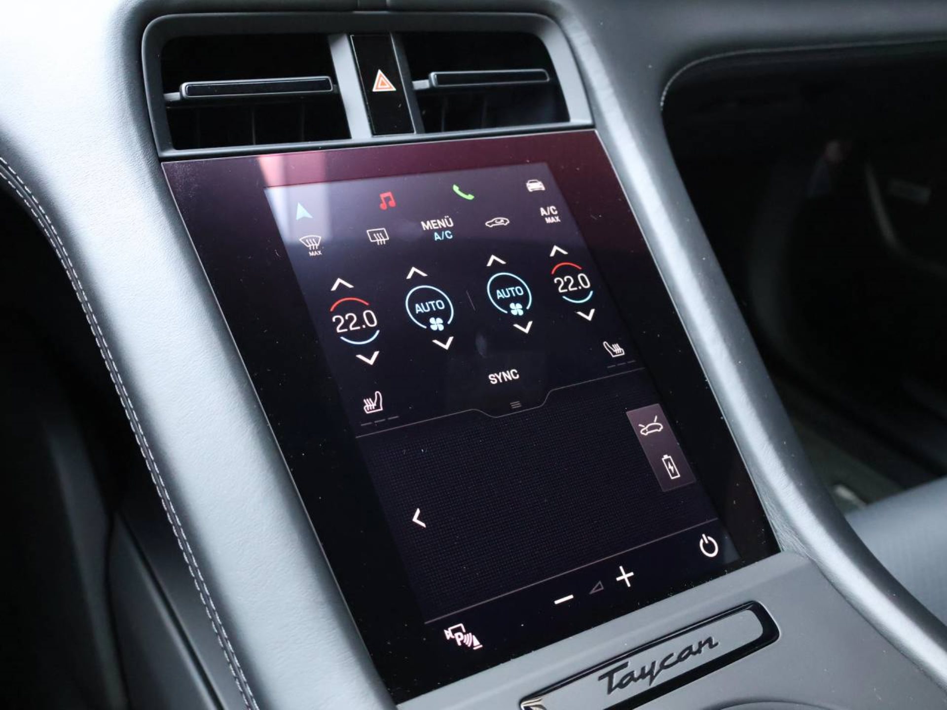 PORSCHE Taycan Turbo-image-21