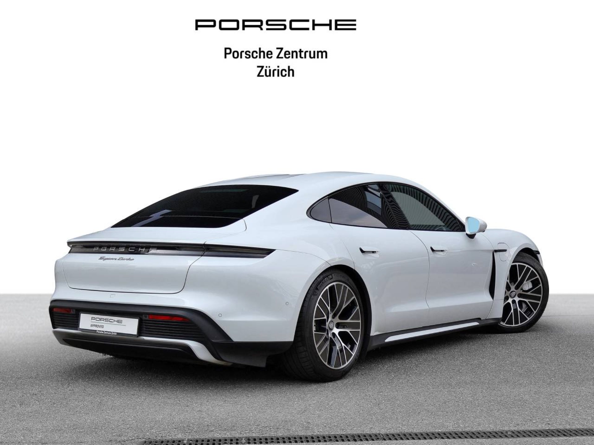 PORSCHE Taycan Turbo-image-5