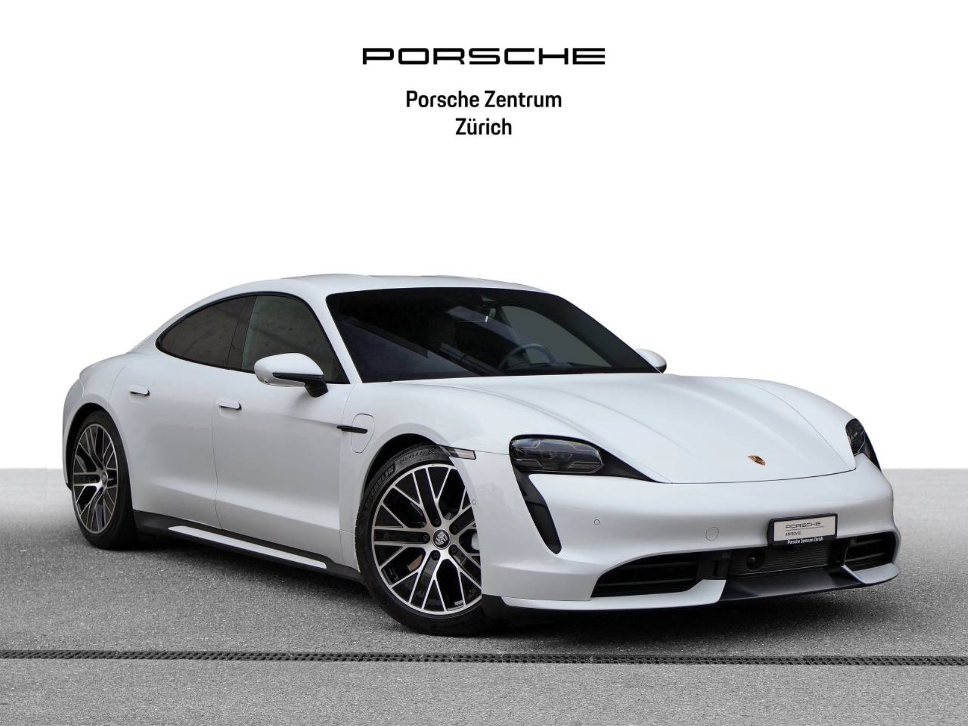 PORSCHE Taycan Turbo-image-7