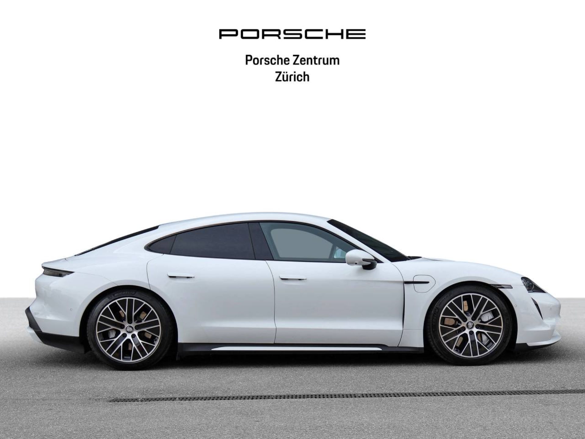 PORSCHE Taycan Turbo-image-6