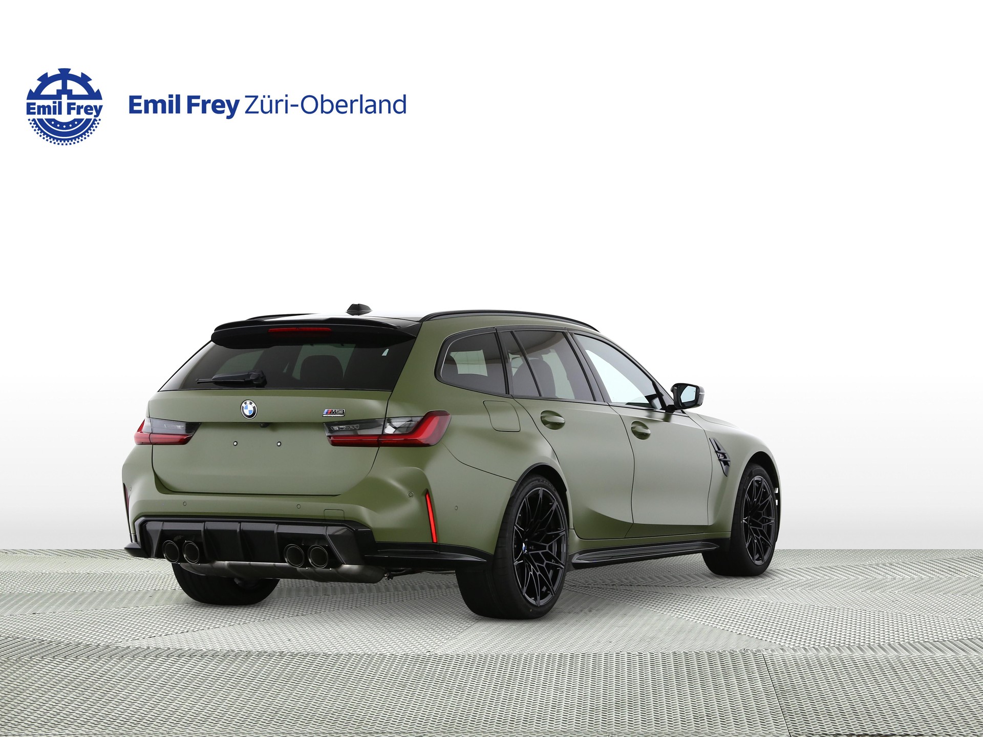 BMW M3 Competition xDrive Touring-image-2