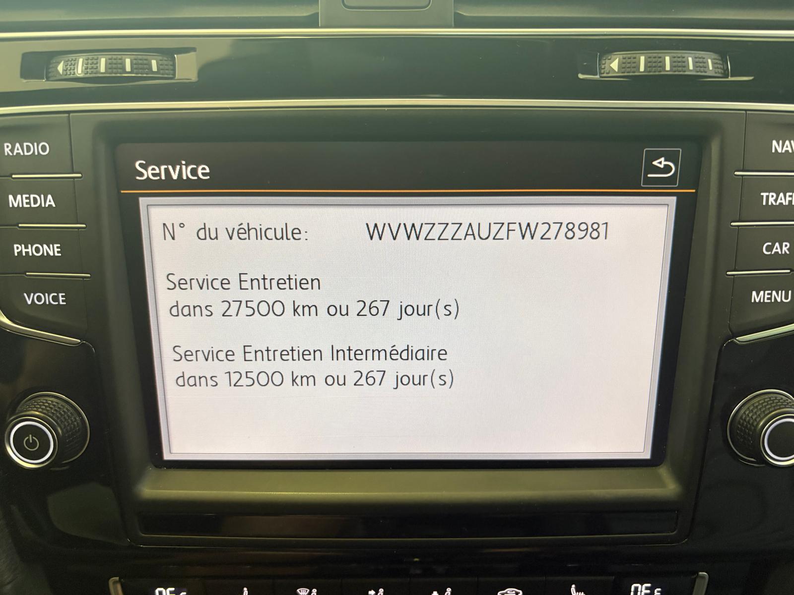 VW Golf 2.0 TSI R 4Motion DSG - Caméra de recul - Pack Cuir Vienna-image-22