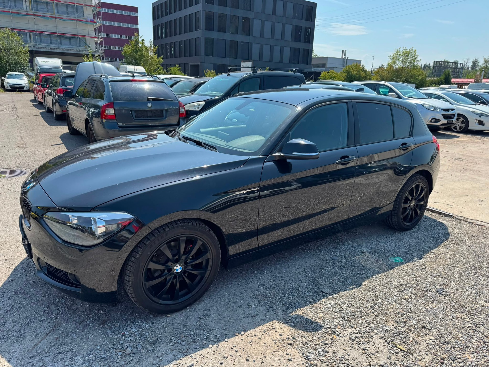 BMW 116d Urban Line-image-1