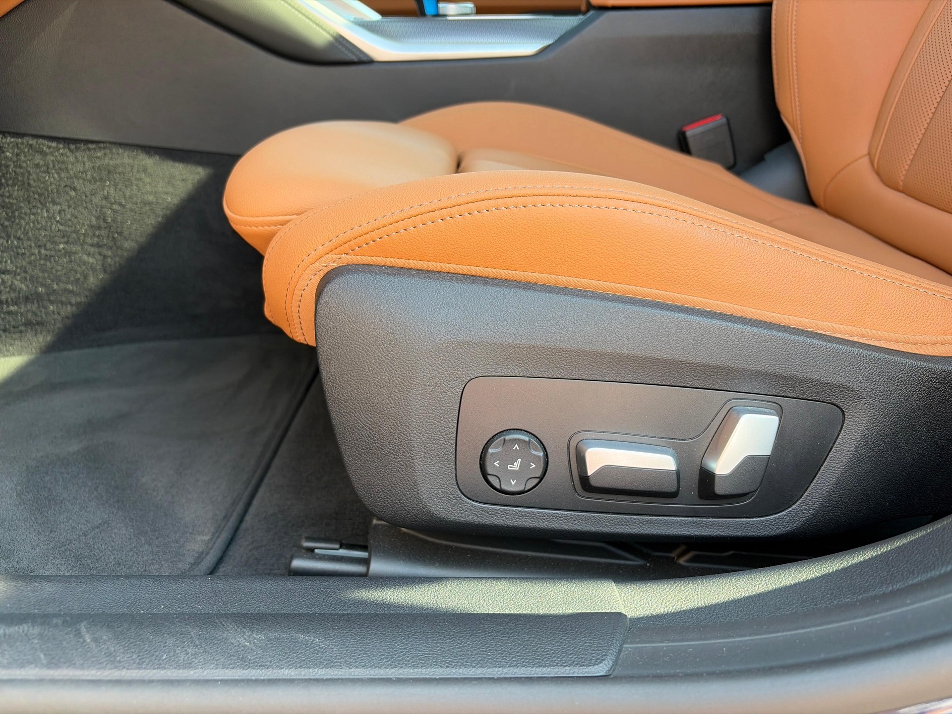BMW i4 M50-image-11