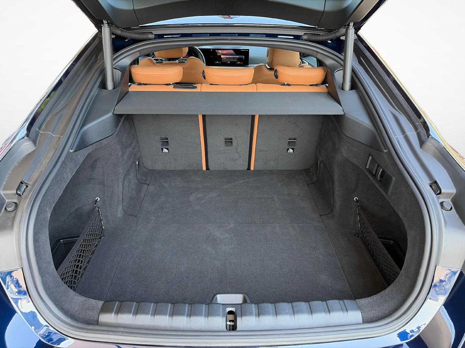 BMW i4 M50-image-19