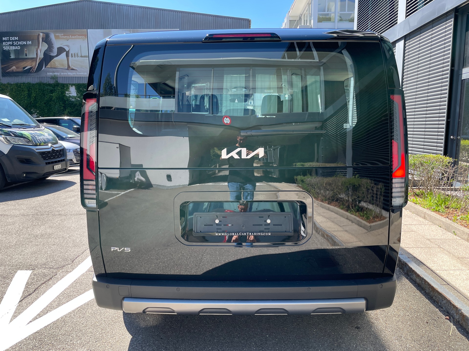 KIA PV5 71.2 kWh Elite mit Wärmepumpe, VOLLAUSSTATTUNG-image-3