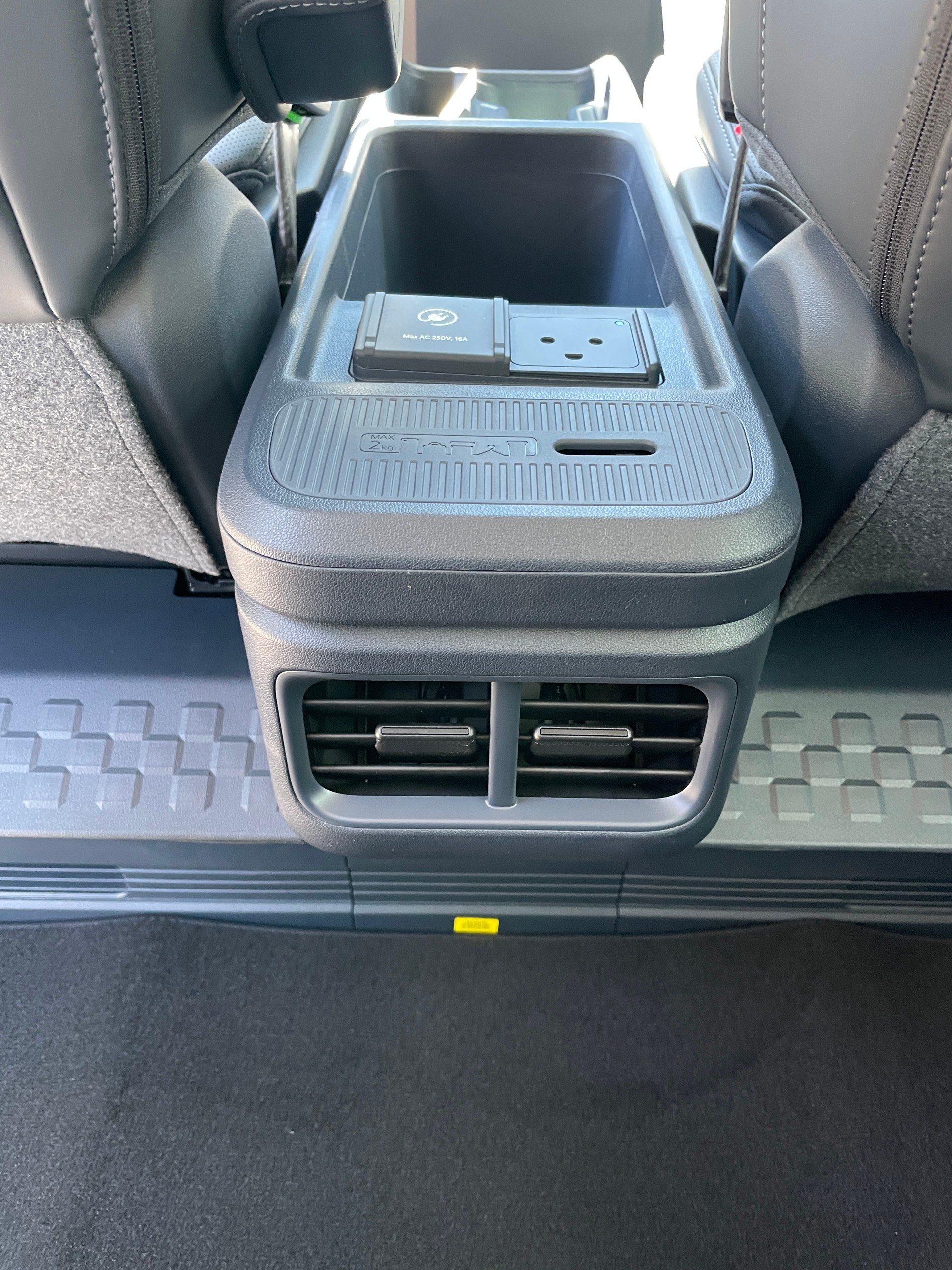 KIA PV5 71.2 kWh Elite mit Wärmepumpe, VOLLAUSSTATTUNG-image-14