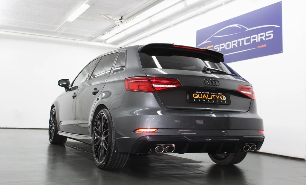 AUDI S3 Sportback 2.0 TFSI quattro S-tronic / CH-Fahrzeug-image-4