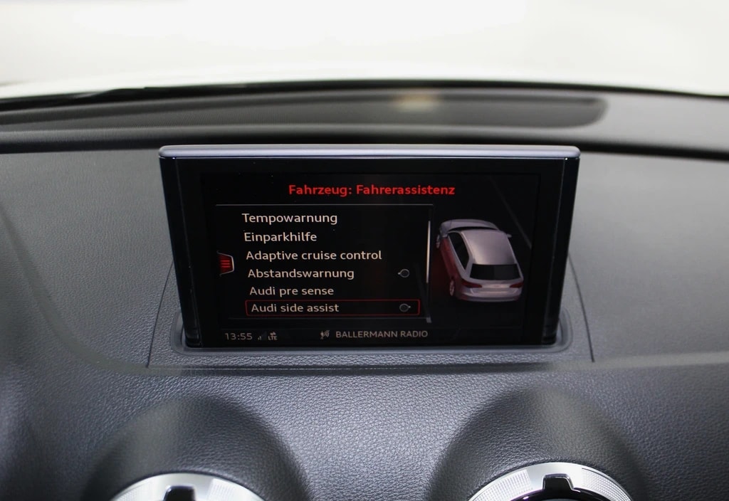 AUDI S3 Sportback 2.0 TFSI quattro S-tronic / CH-Fahrzeug-image-23