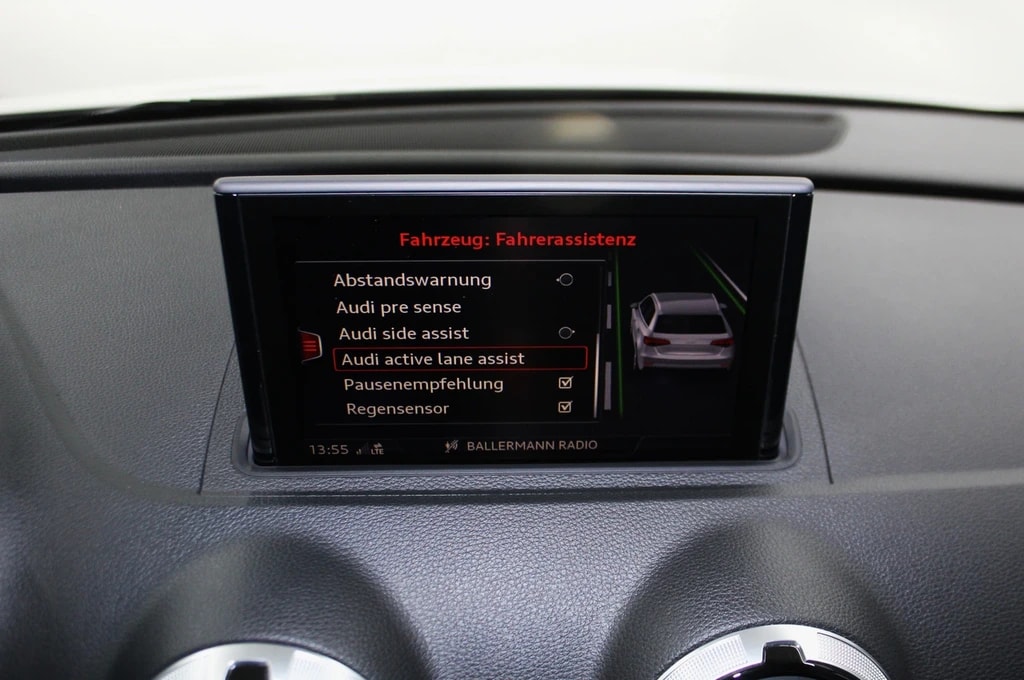 AUDI S3 Sportback 2.0 TFSI quattro S-tronic / CH-Fahrzeug-image-22