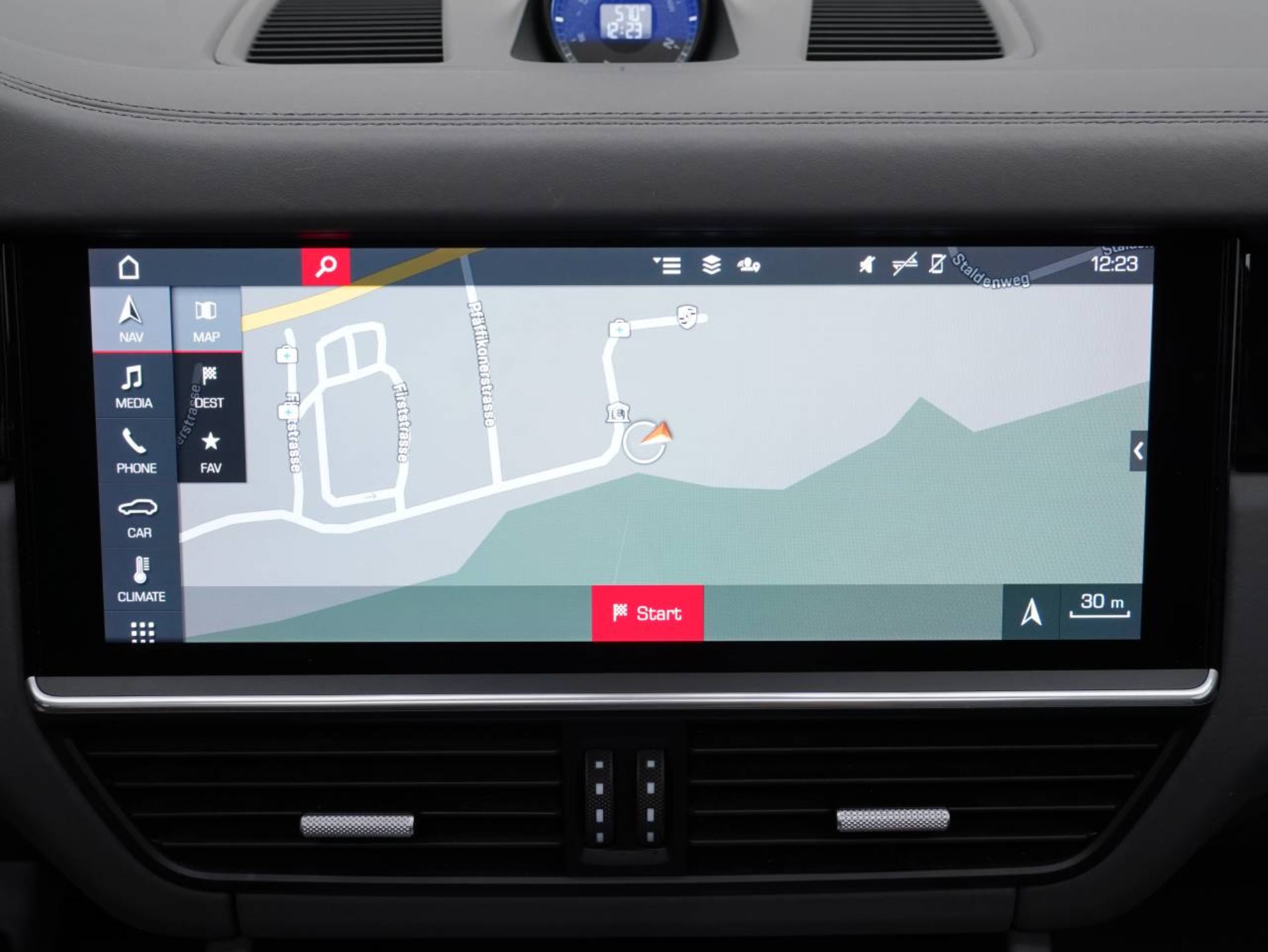 PORSCHE Cayenne E-Hybrid-image-18