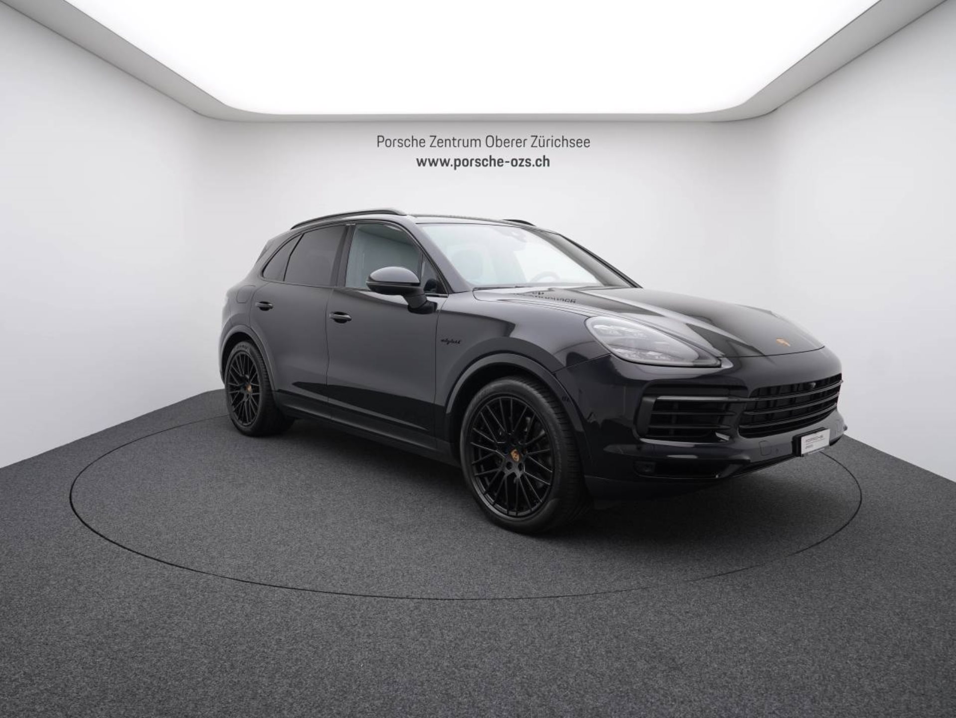 PORSCHE Cayenne E-Hybrid-image-8