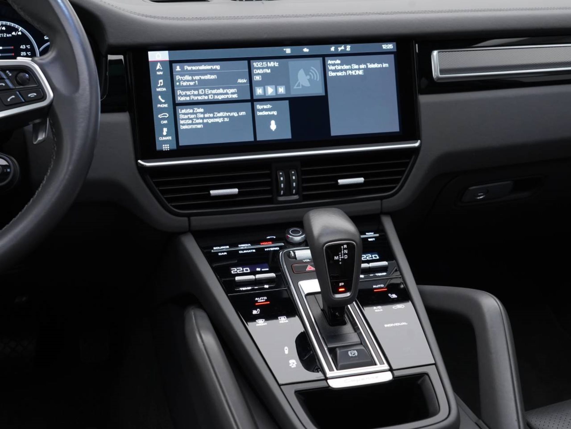 PORSCHE Cayenne E-Hybrid-image-17