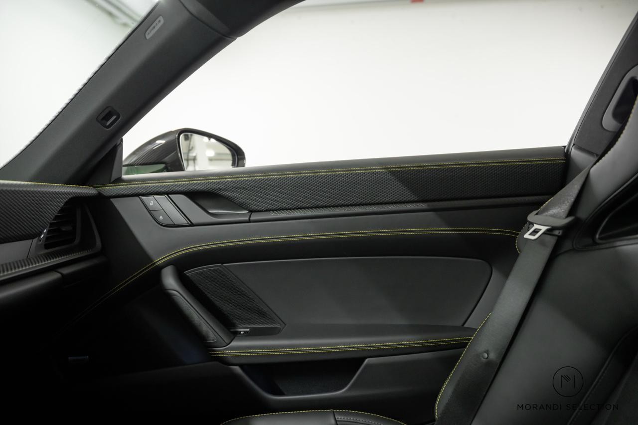 PORSCHE 911 Coupé 4.0 GT3 Touring PDK-image-31