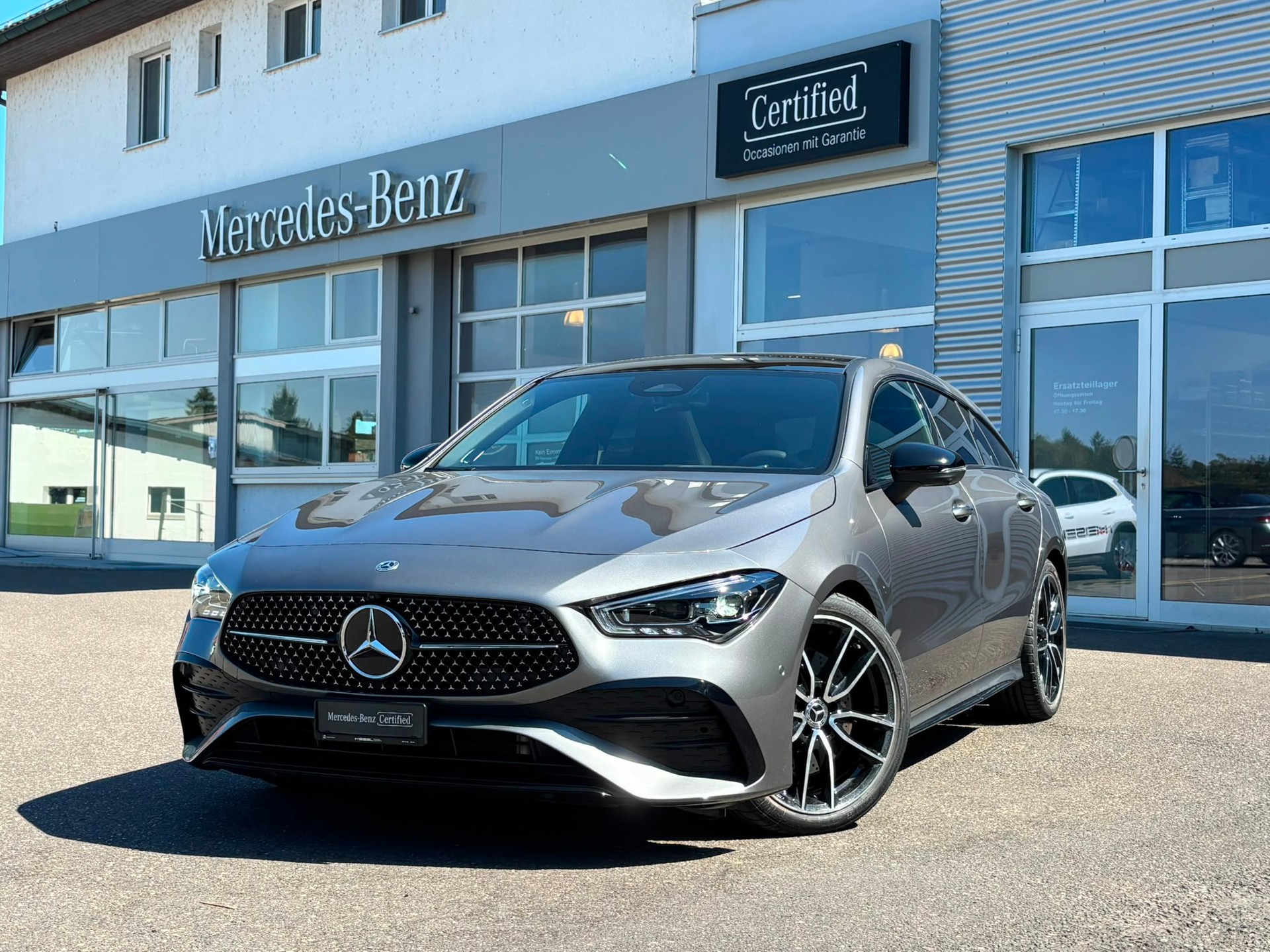 MERCEDES-BENZ CLA 250 AMG-Line 4Matic Shooting Brake-image-1