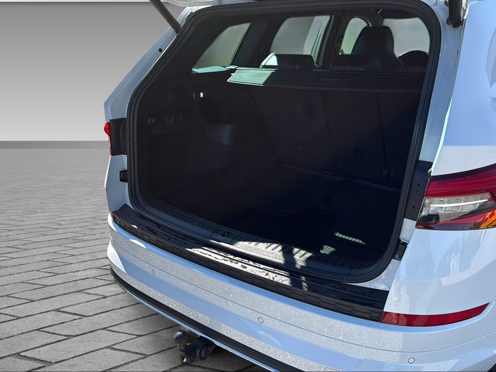 SKODA Kodiaq 2.0 TDI 190 Sportline DSG-image-8