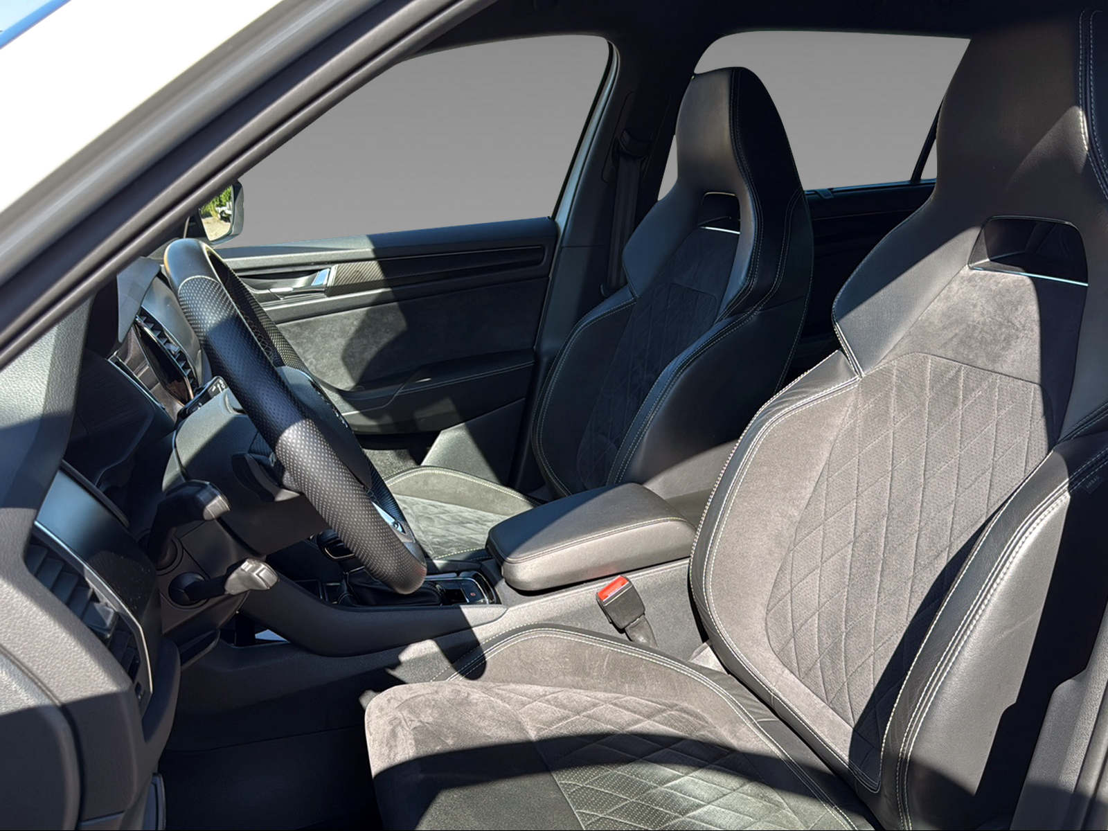 SKODA Kodiaq 2.0 TDI 190 Sportline DSG-image-13