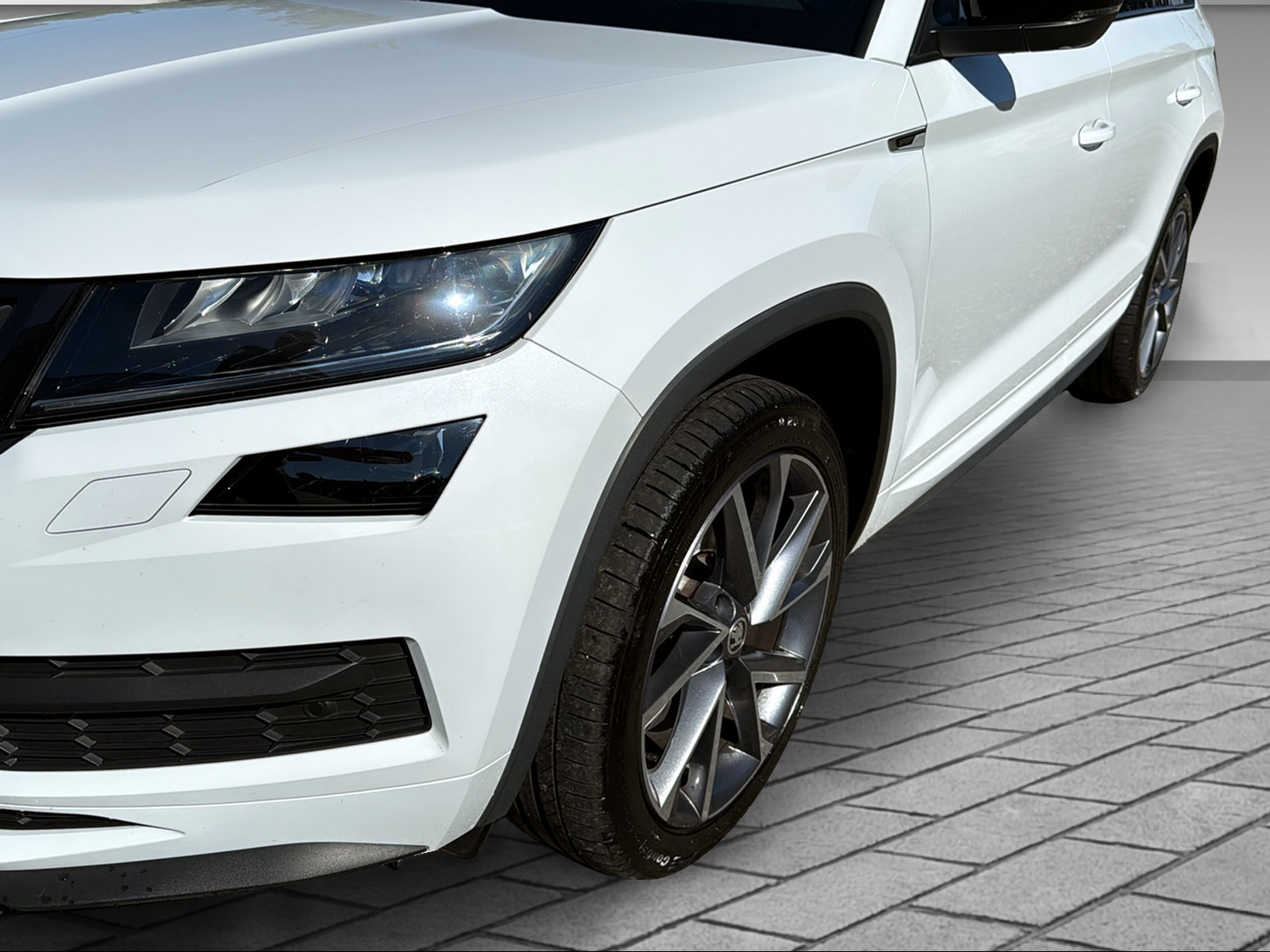 SKODA Kodiaq 2.0 TDI 190 Sportline DSG-image-1