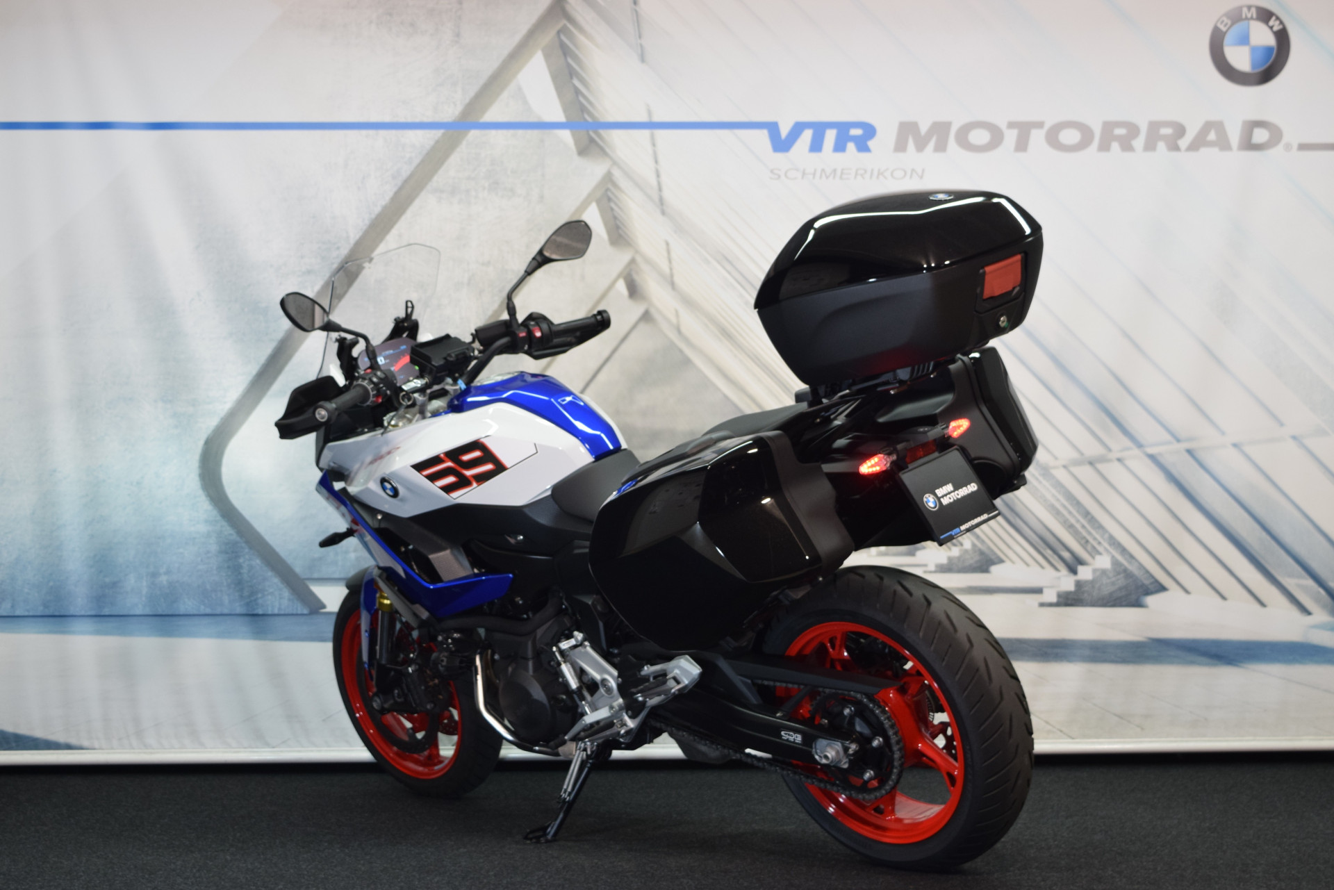 BMW F 900 XR Sport Tieferlegung-showroom-element-3