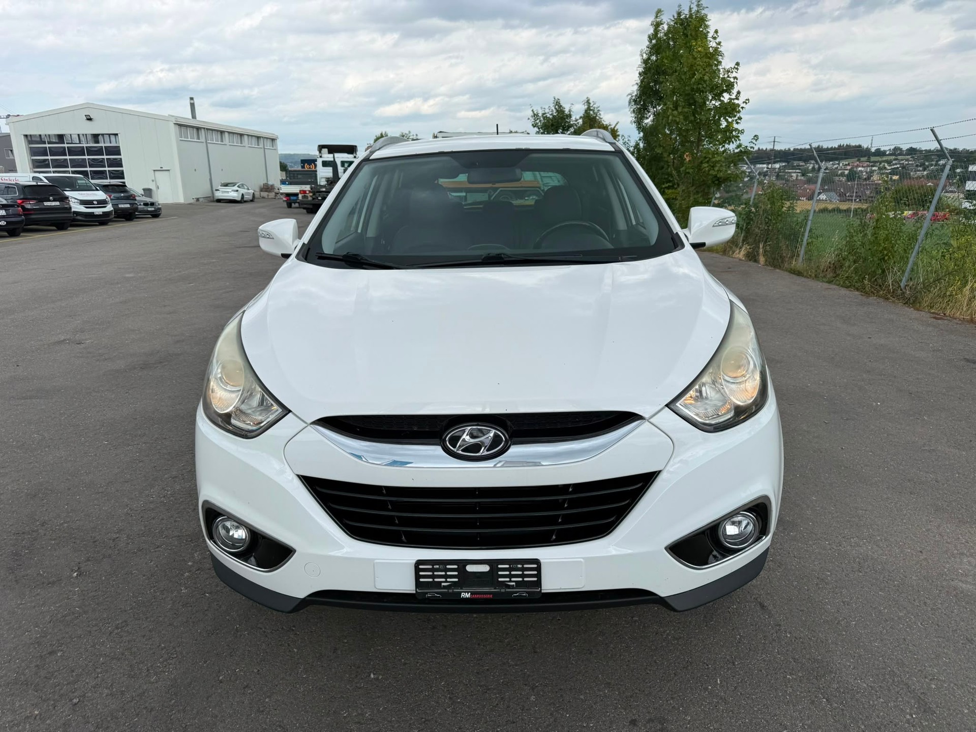 HYUNDAI iX 35 2.0 CRDi Style 4WD Automatic-image-2