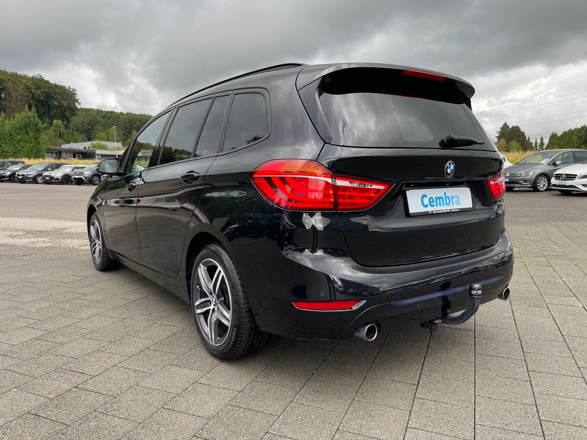 BMW 220d xDrive Gran Tourer Steptronic-image-2