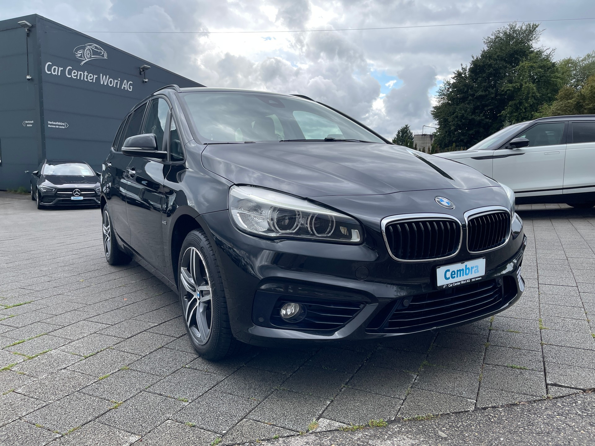 BMW 220d xDrive Gran Tourer Steptronic-image-5