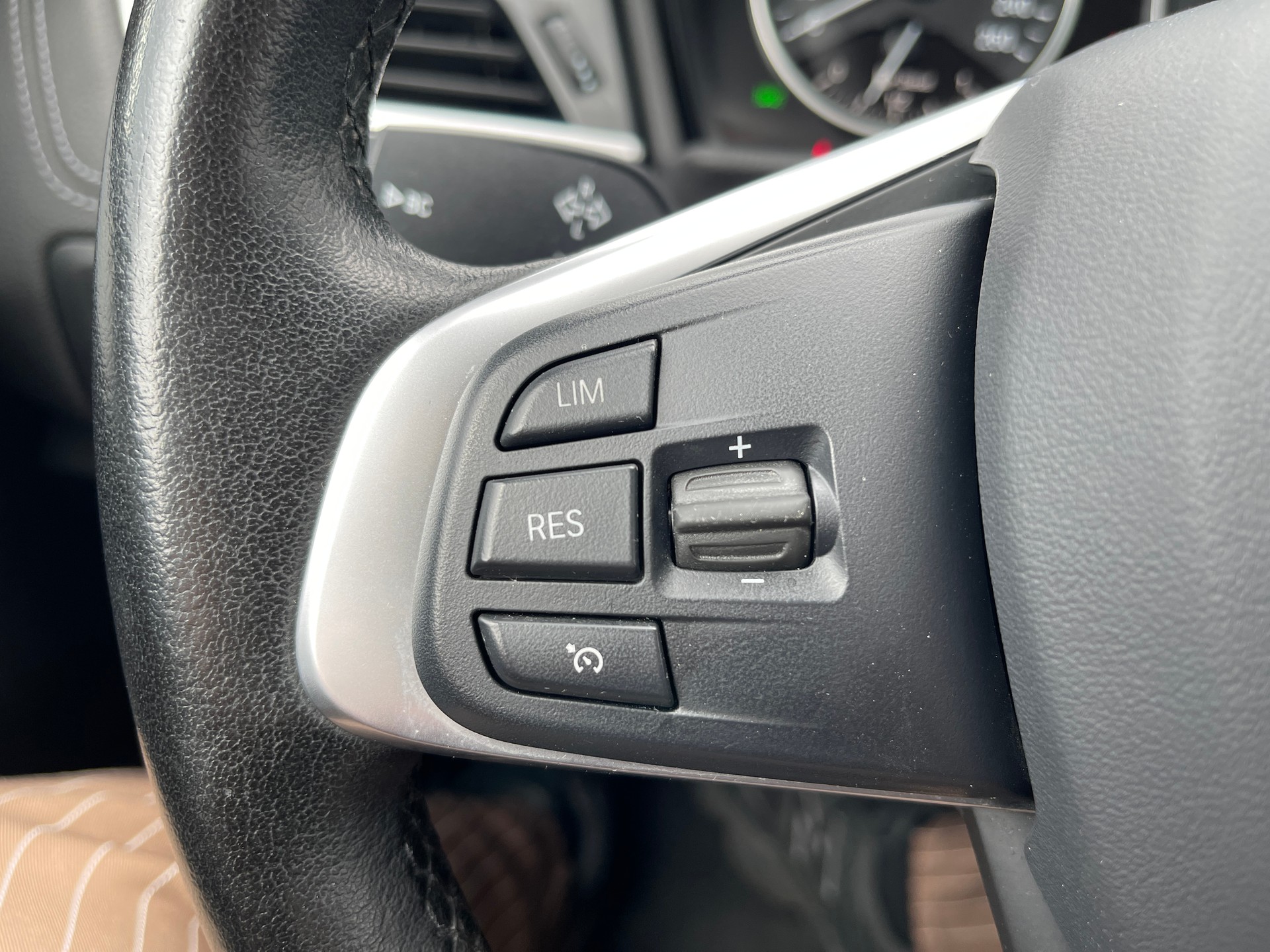 BMW 220d xDrive Gran Tourer Steptronic-image-9