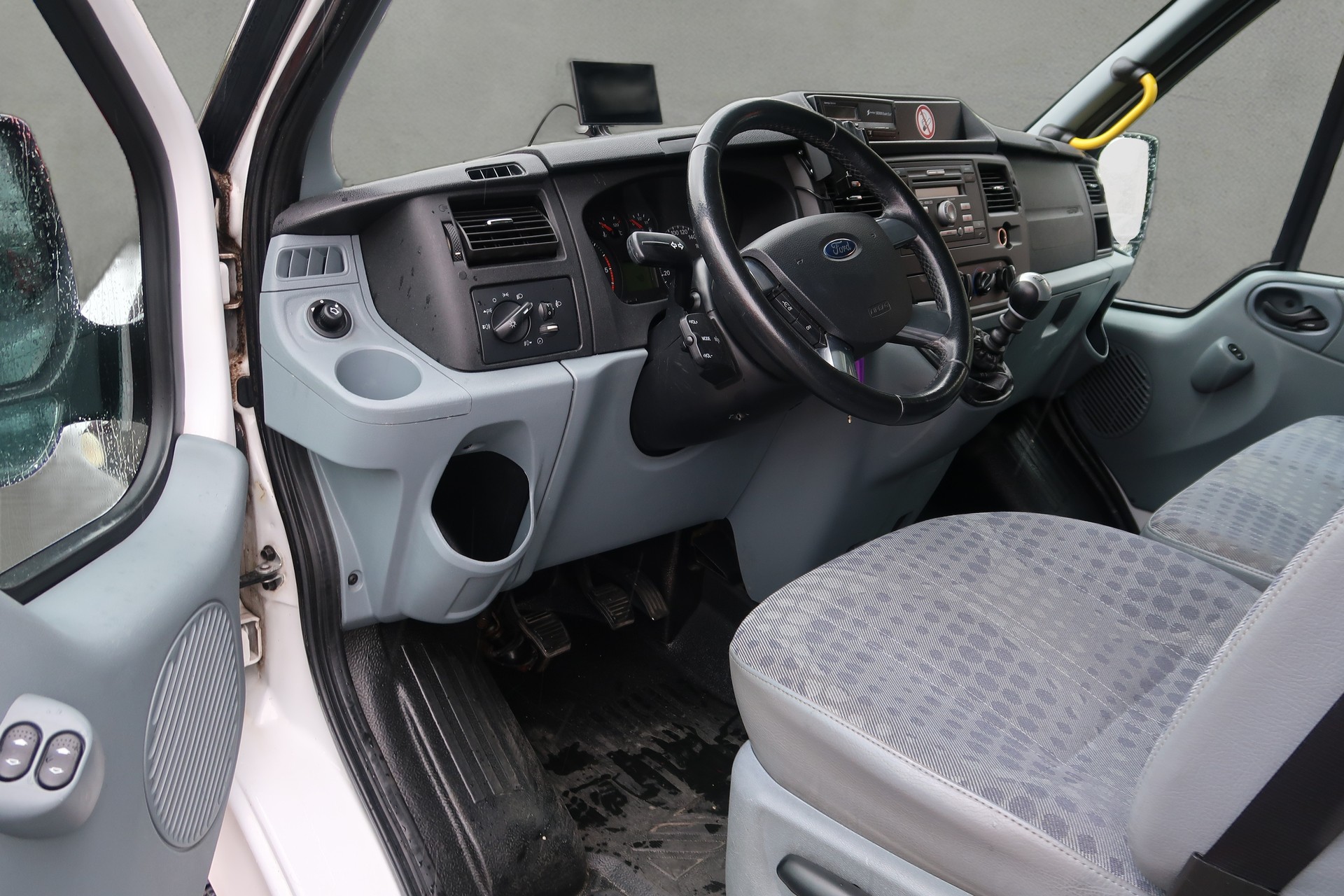 FORD 350 L Kleinbus-image-7