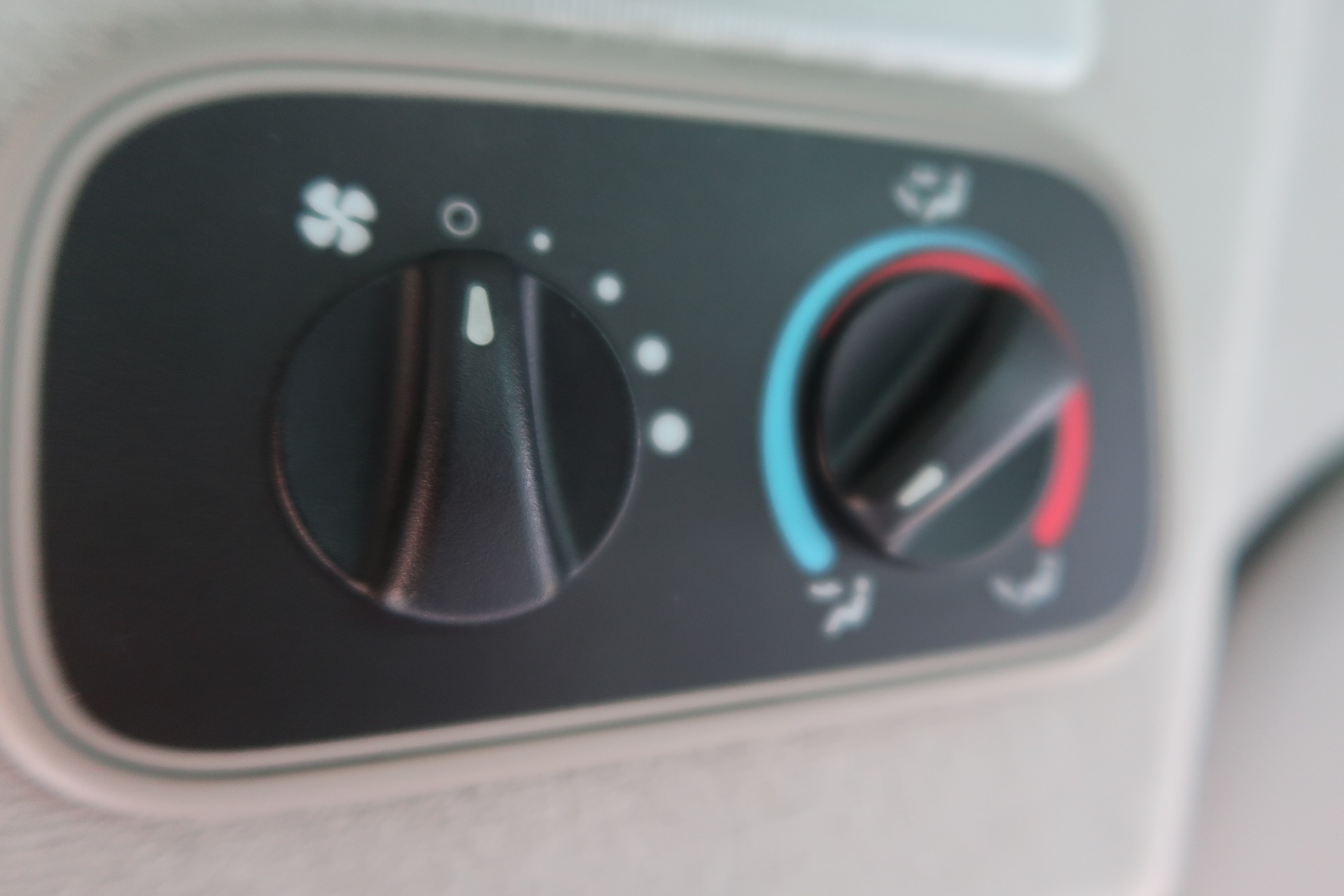 FORD 350 L Kleinbus-image-13