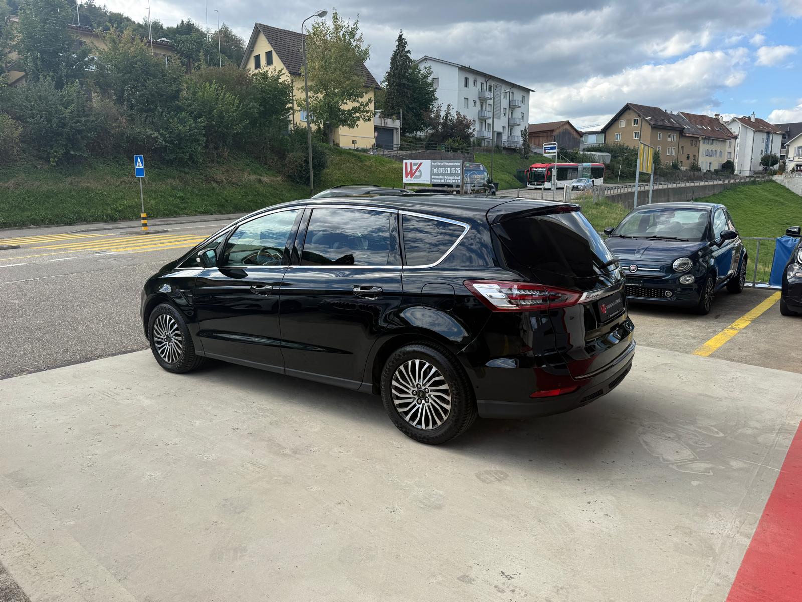 FORD S-Max 2.0 TDCi ST-Line Automatic-image-3