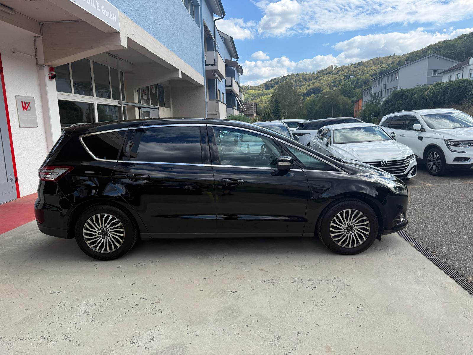 FORD S-Max 2.0 TDCi ST-Line Automatic-image-6