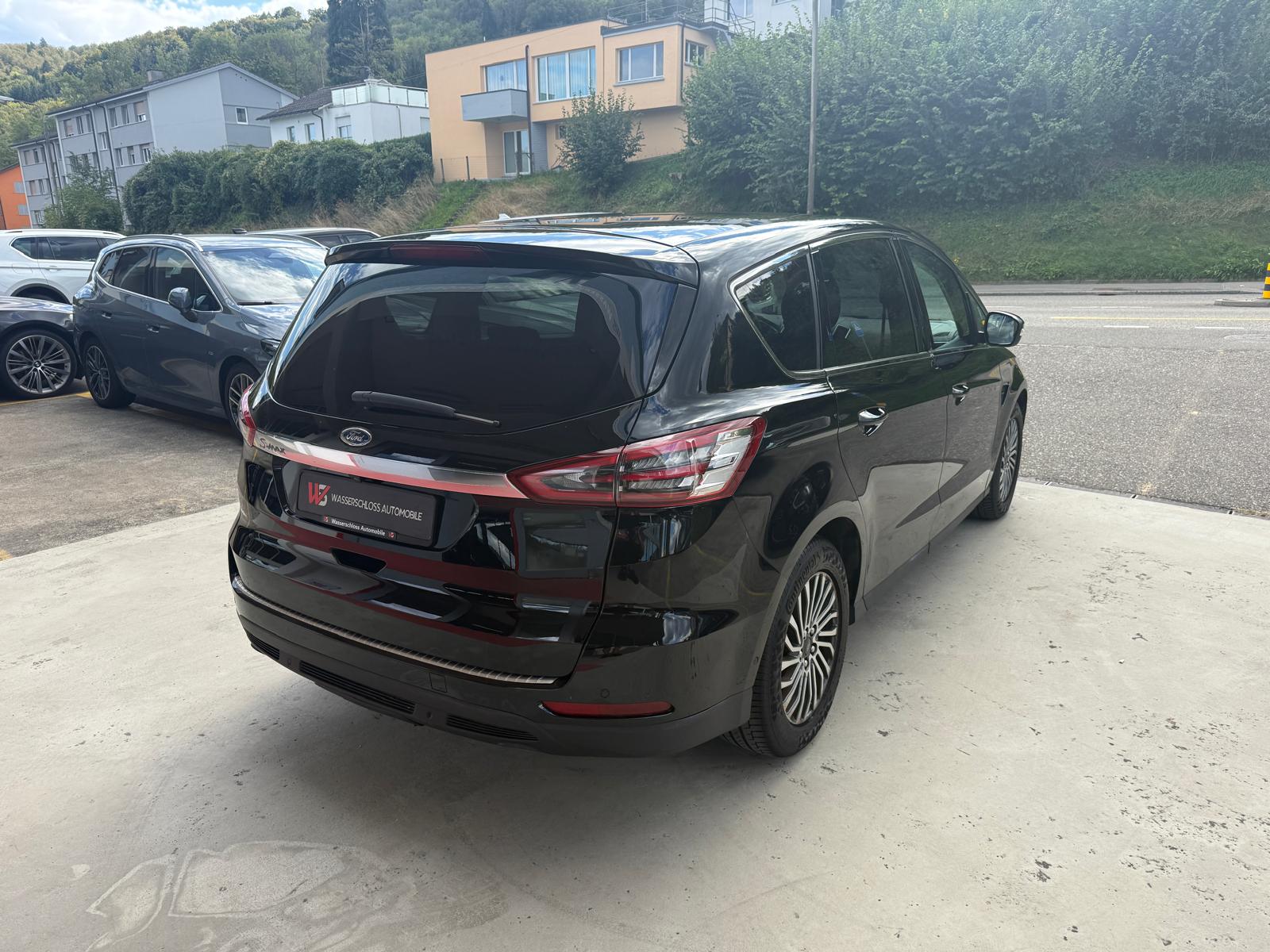 FORD S-Max 2.0 TDCi ST-Line Automatic-image-5