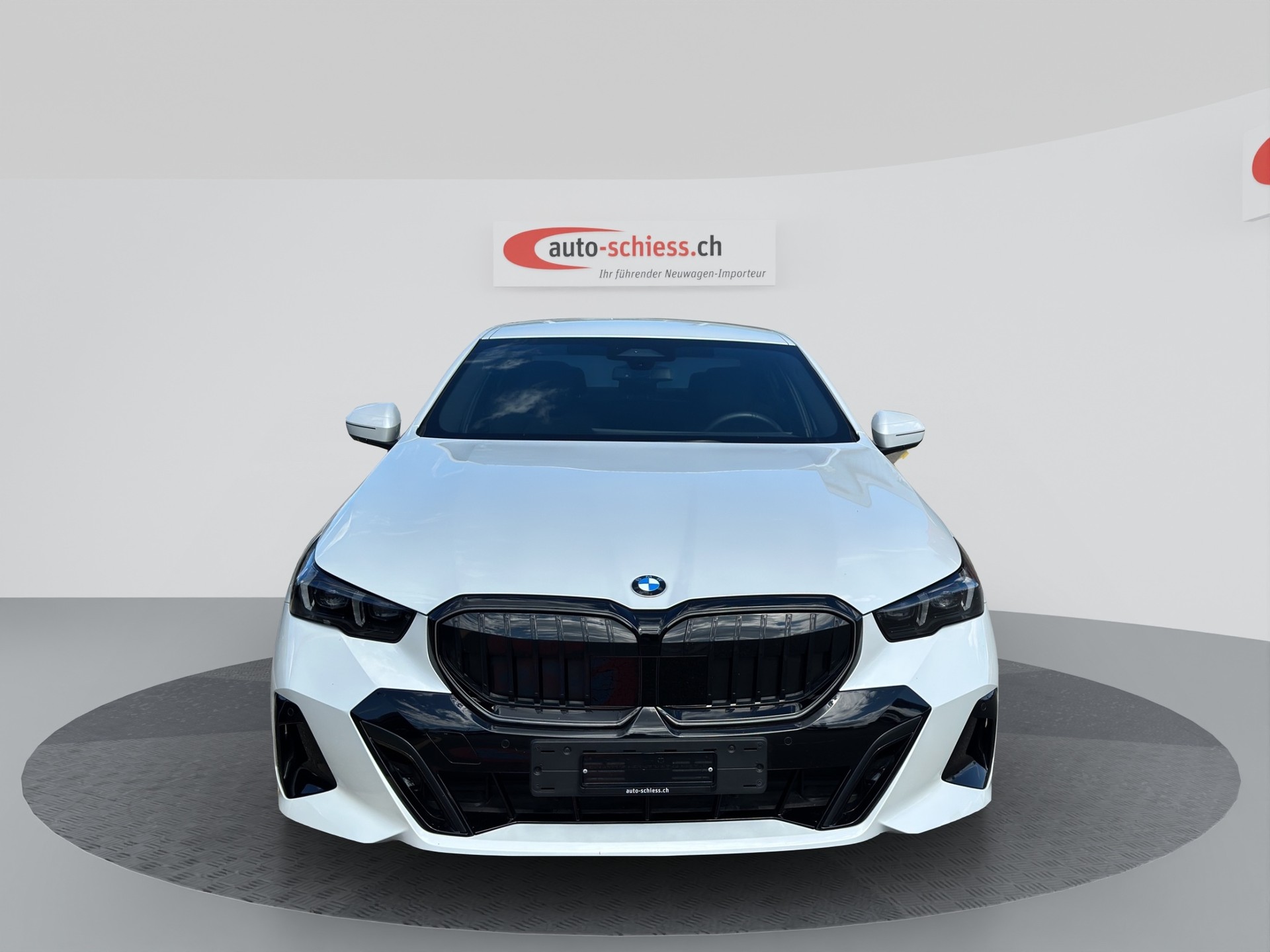 BMW 520i M Sport Pro Steptronic-image-1