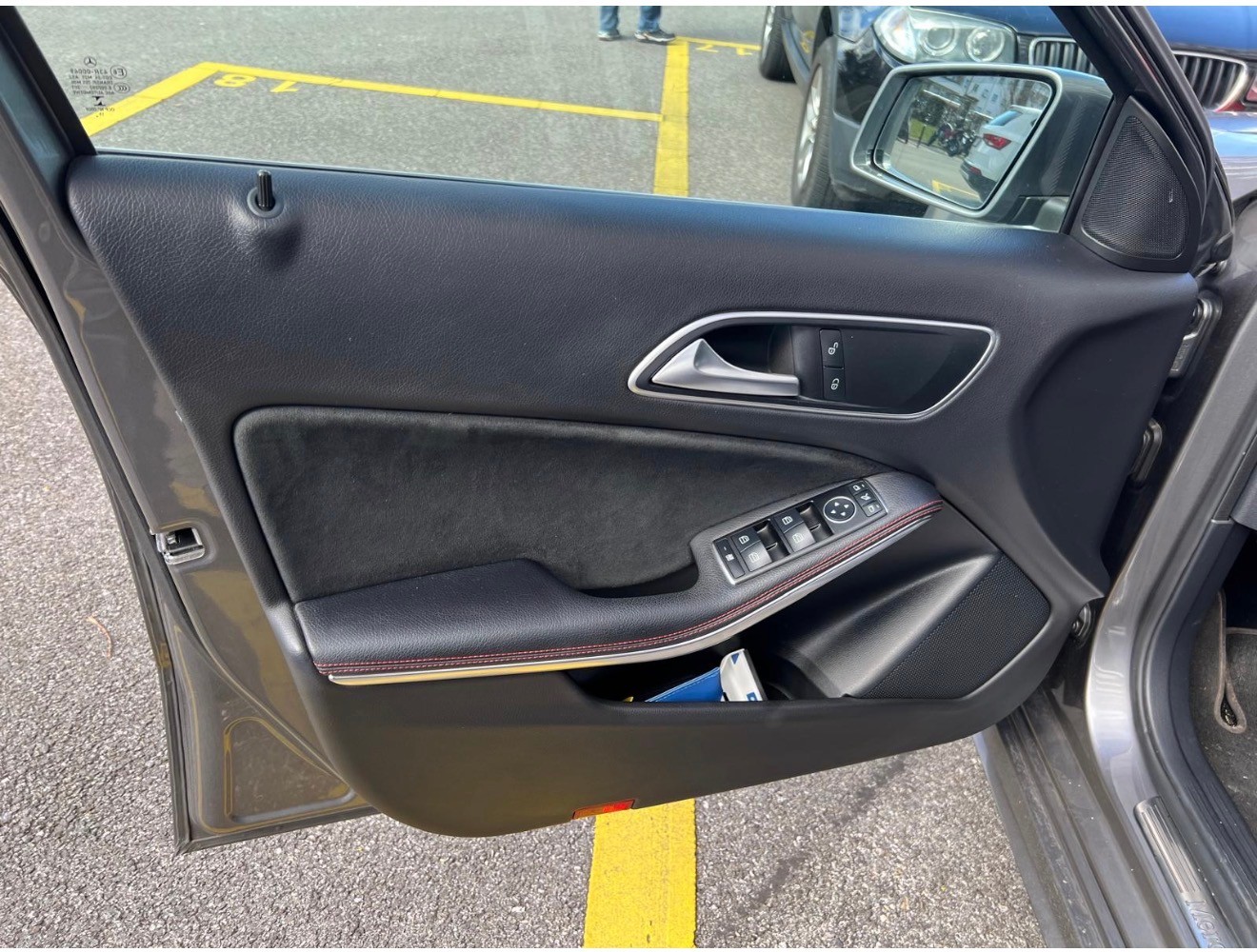 MERCEDES-BENZ A 180 d AMG Line — slika 14