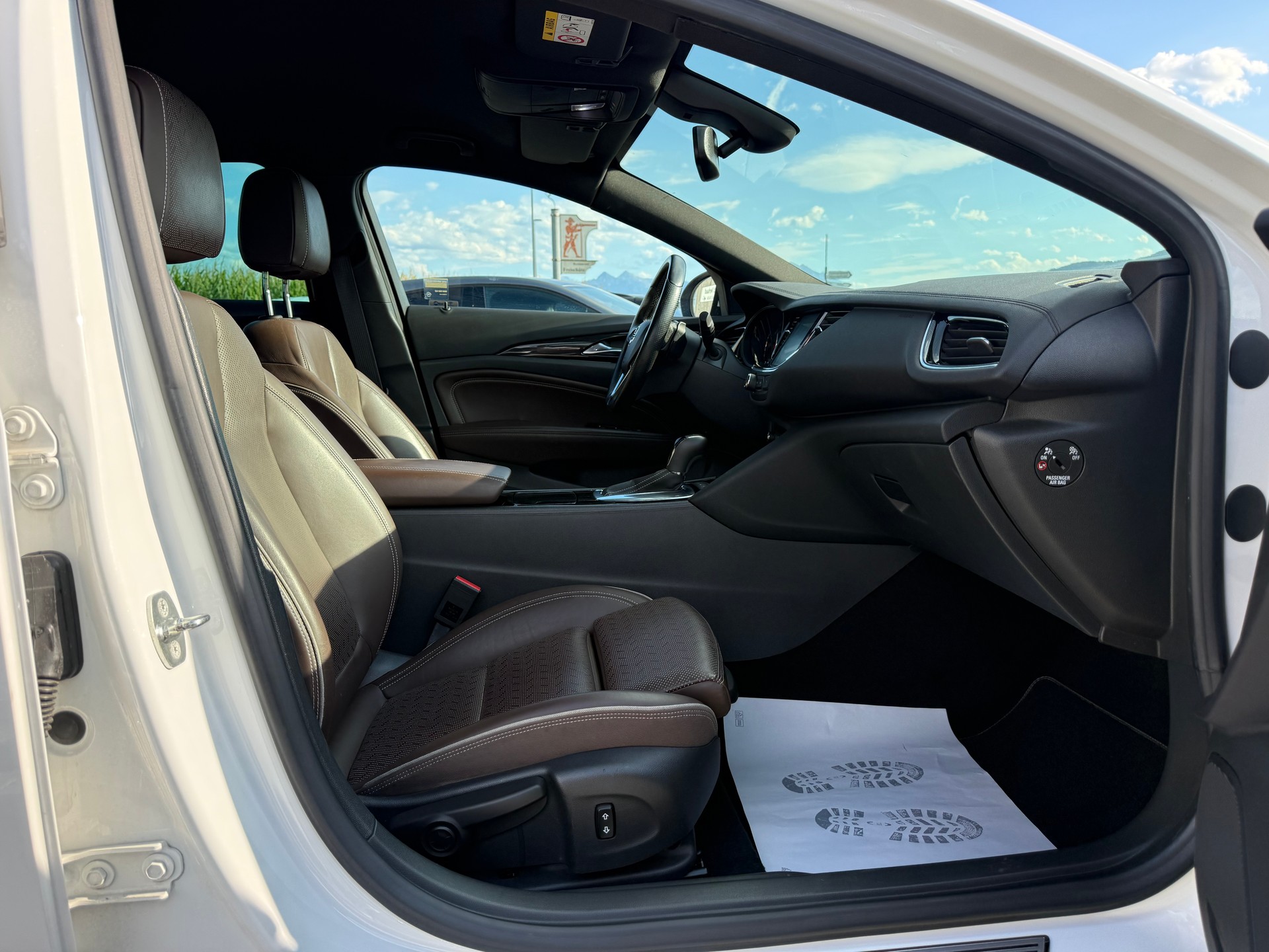 OPEL Insignia 2.0 T Grand Sport Excellence 4WD Automat.-image-12