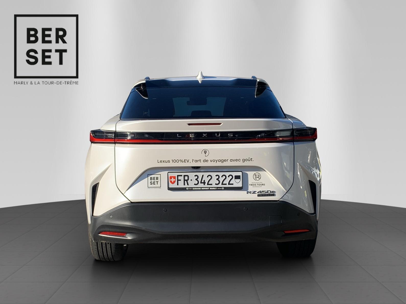 LEXUS RZ 450e Comfort-image-3