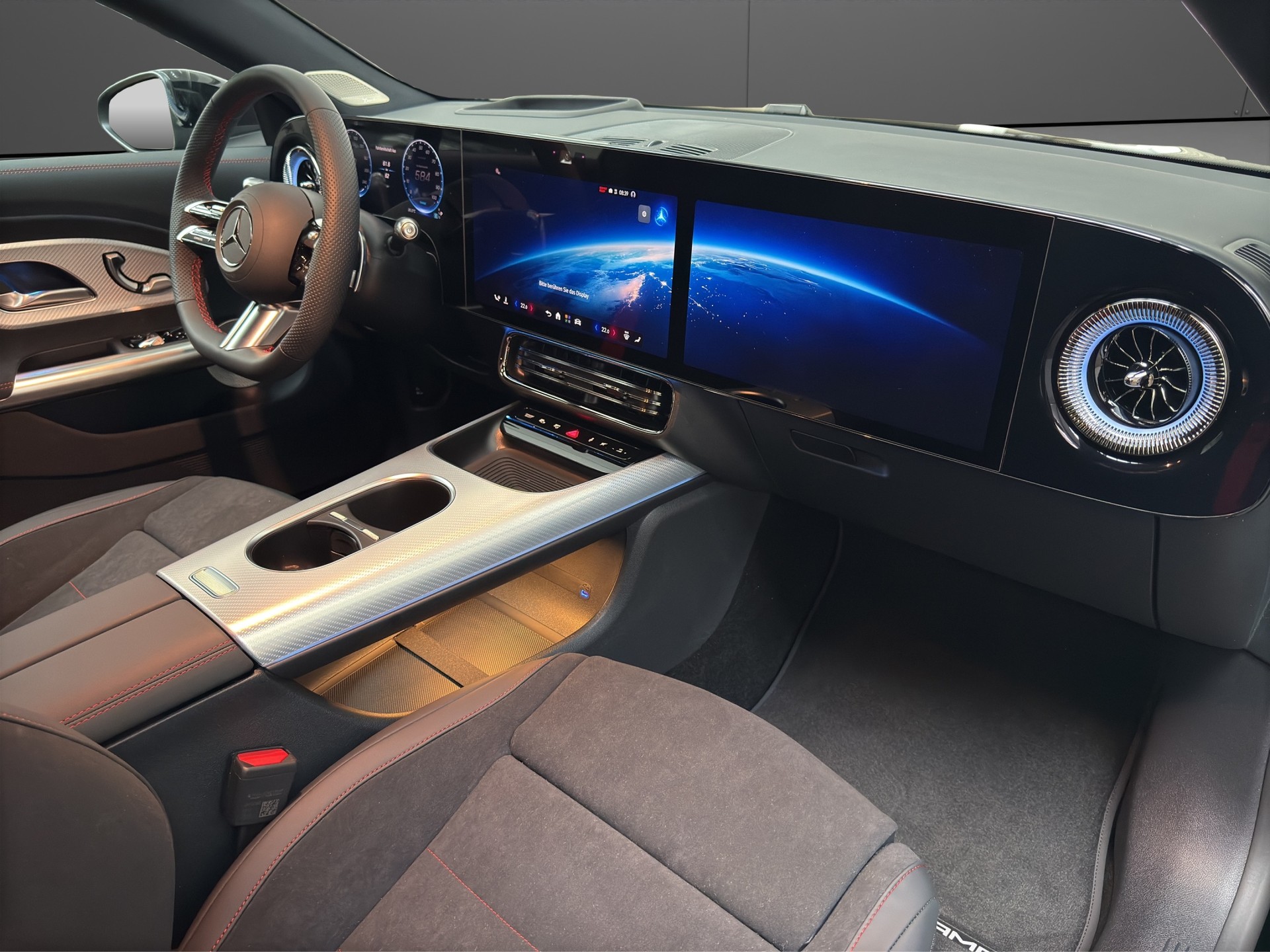 MERCEDES-BENZ CLA Shooting Brake 250+ * AMG Line PLUS - Premium PLUS *-image-13