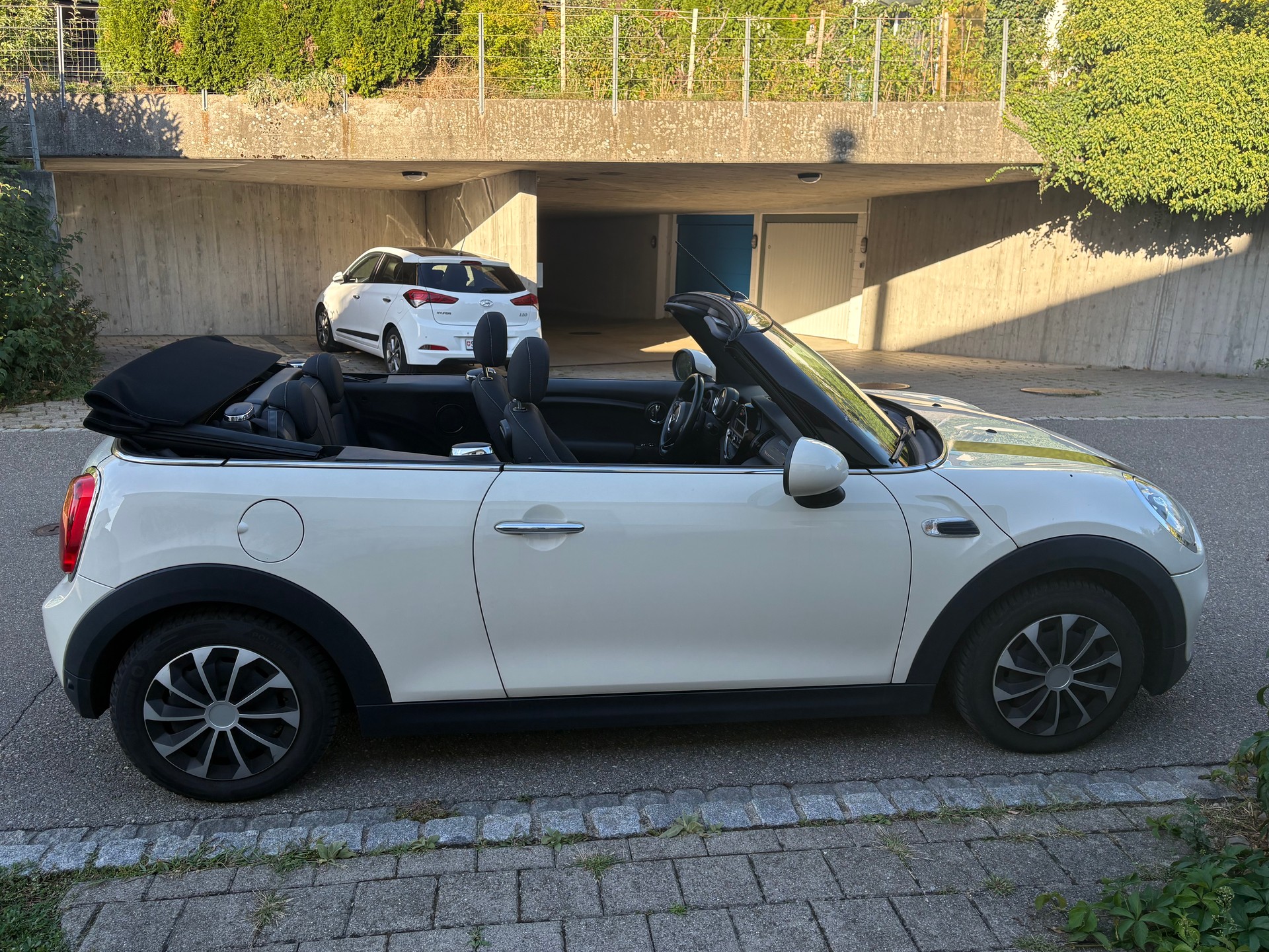 MINI 1.5i Cooper-image-3