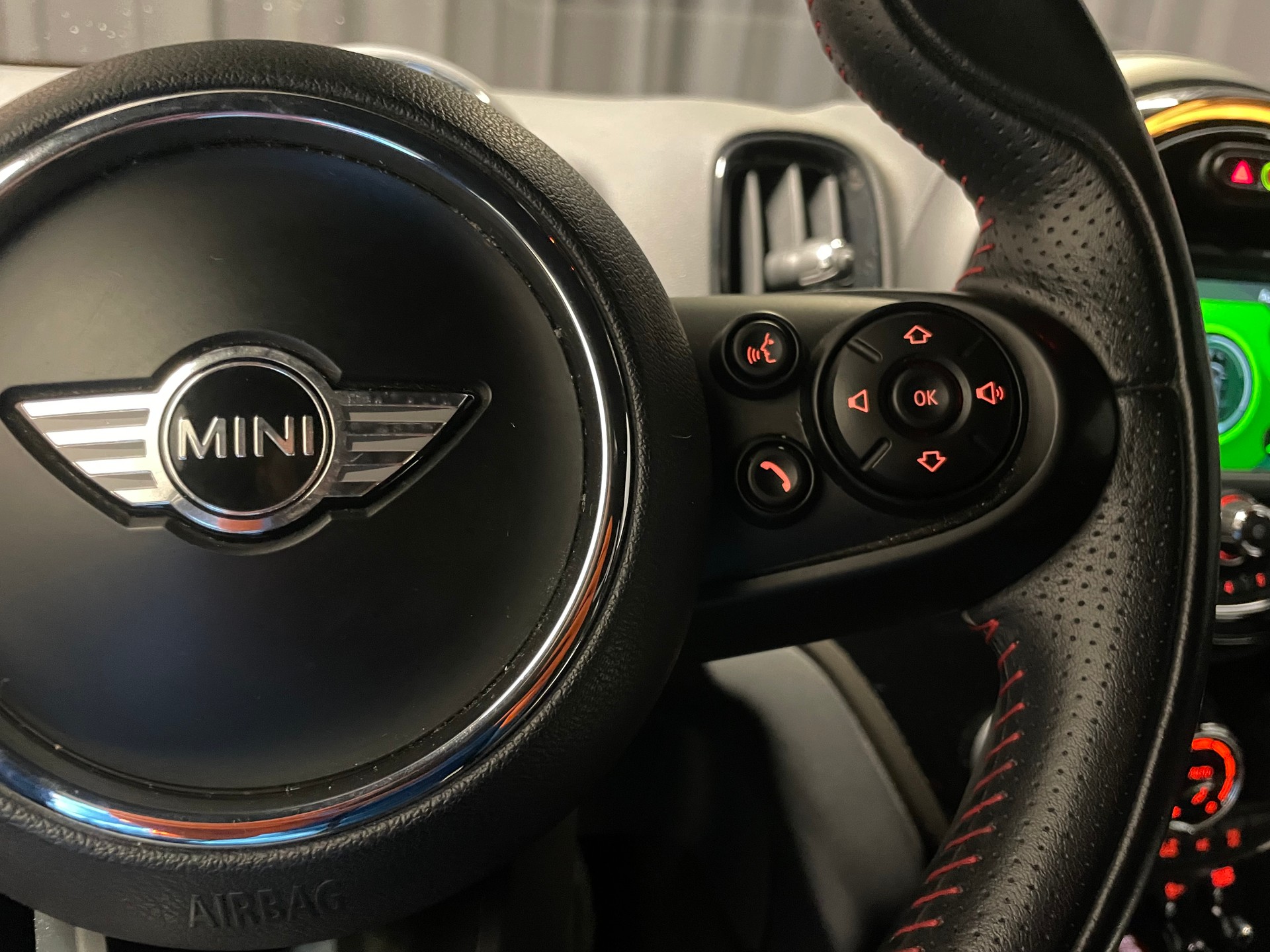 MINI Countryman Cooper ALL4 Steptronic (68)-image-12
