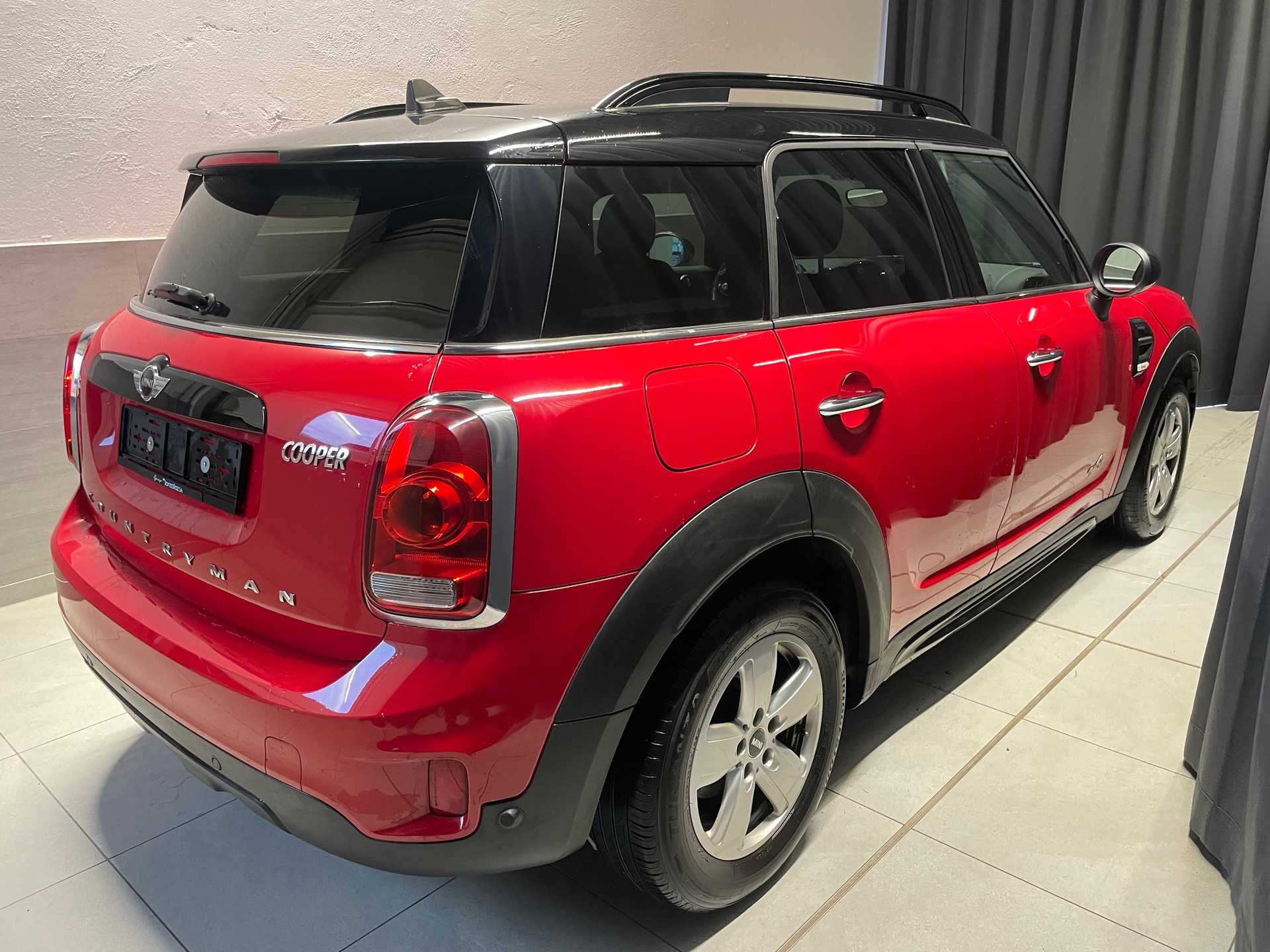 MINI Countryman Cooper ALL4 Steptronic (68)-image-5