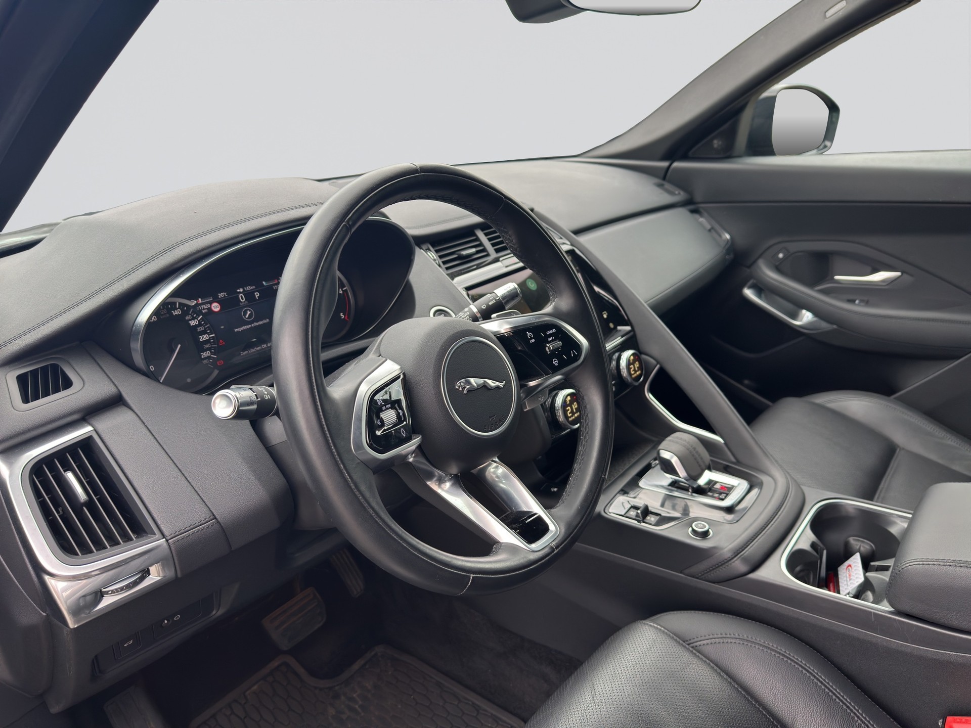 JAGUAR D165 S AWD Black Pack-image-6