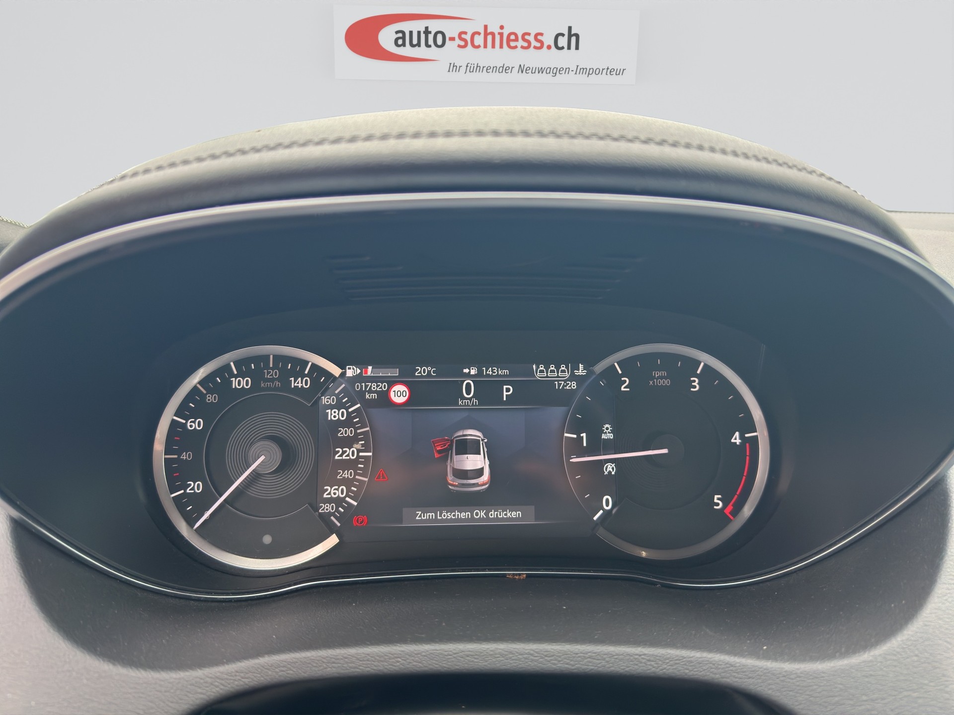 JAGUAR D165 S AWD Black Pack-image-11