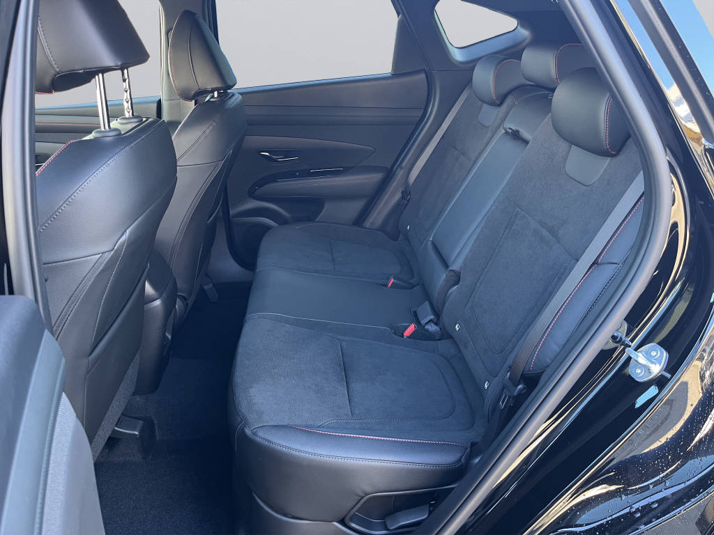 HYUNDAI Tucson 1.6 T-GDi PHEV N-Line 4WD-image-12