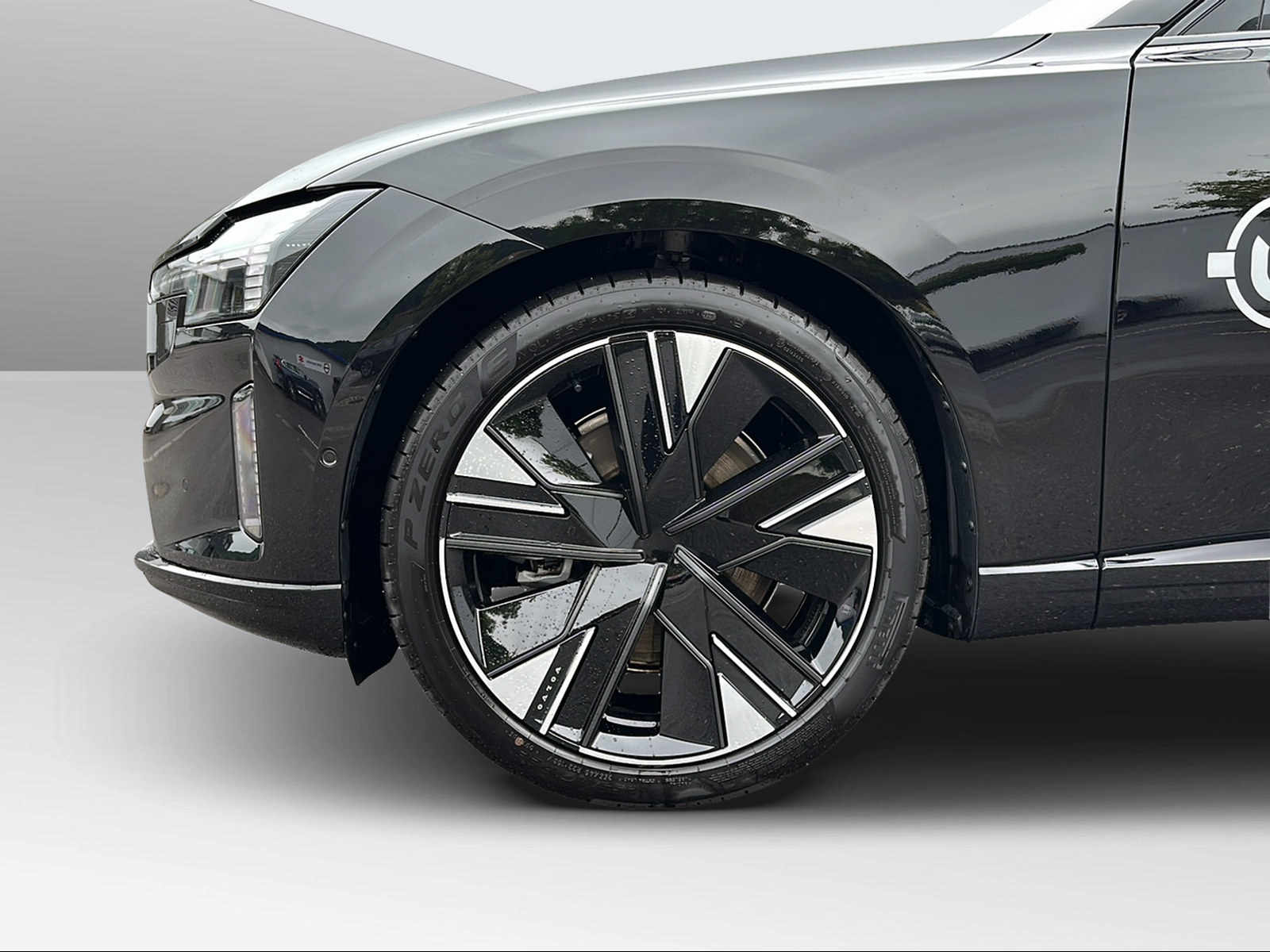 VOLVO ES90 Ultra-image-8