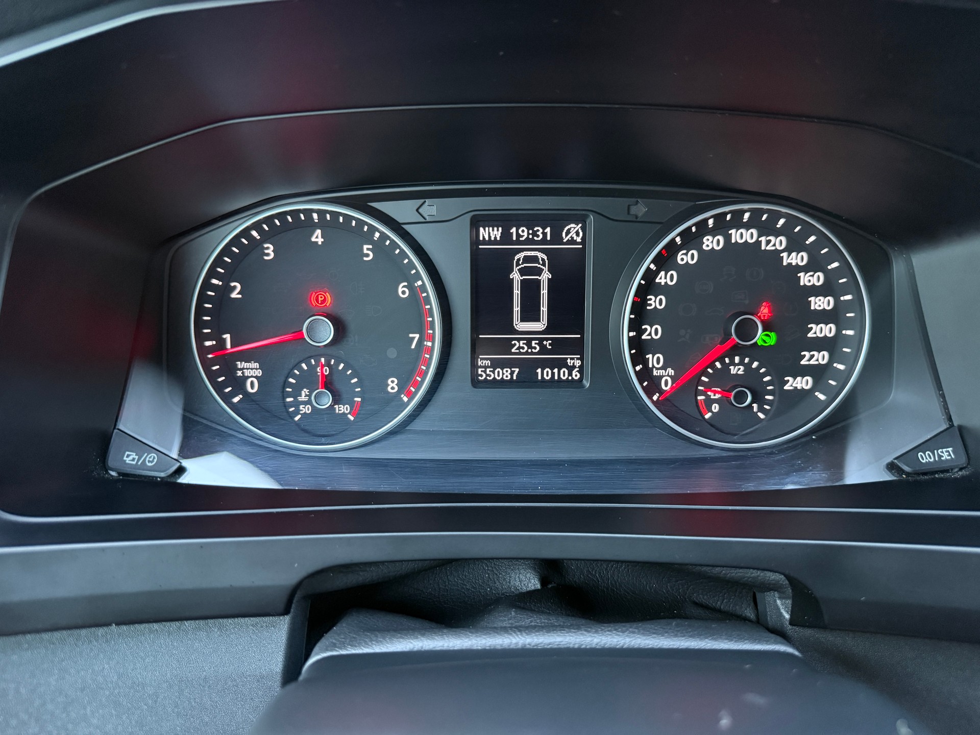 VW T6 2.0 TSI 4Motion DSG *EDITION*-image-18