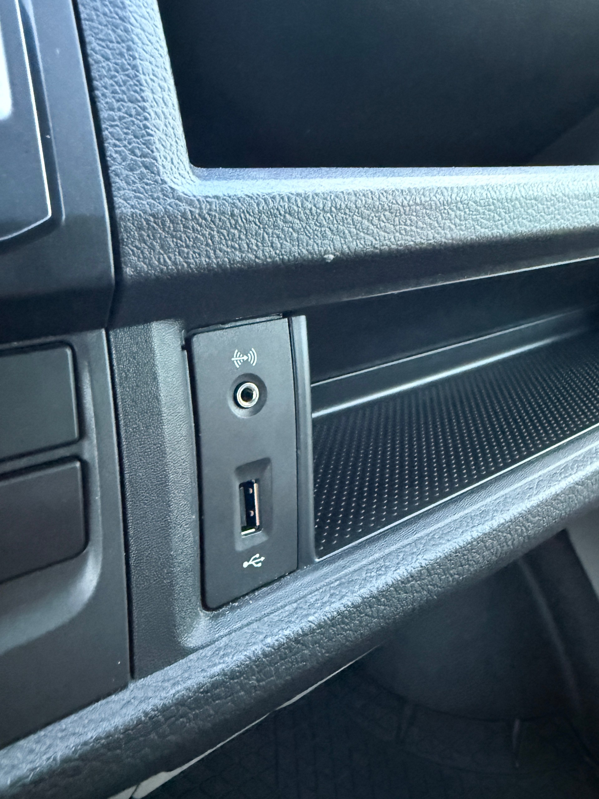VW T6 2.0 TSI 4Motion DSG *EDITION*-image-21